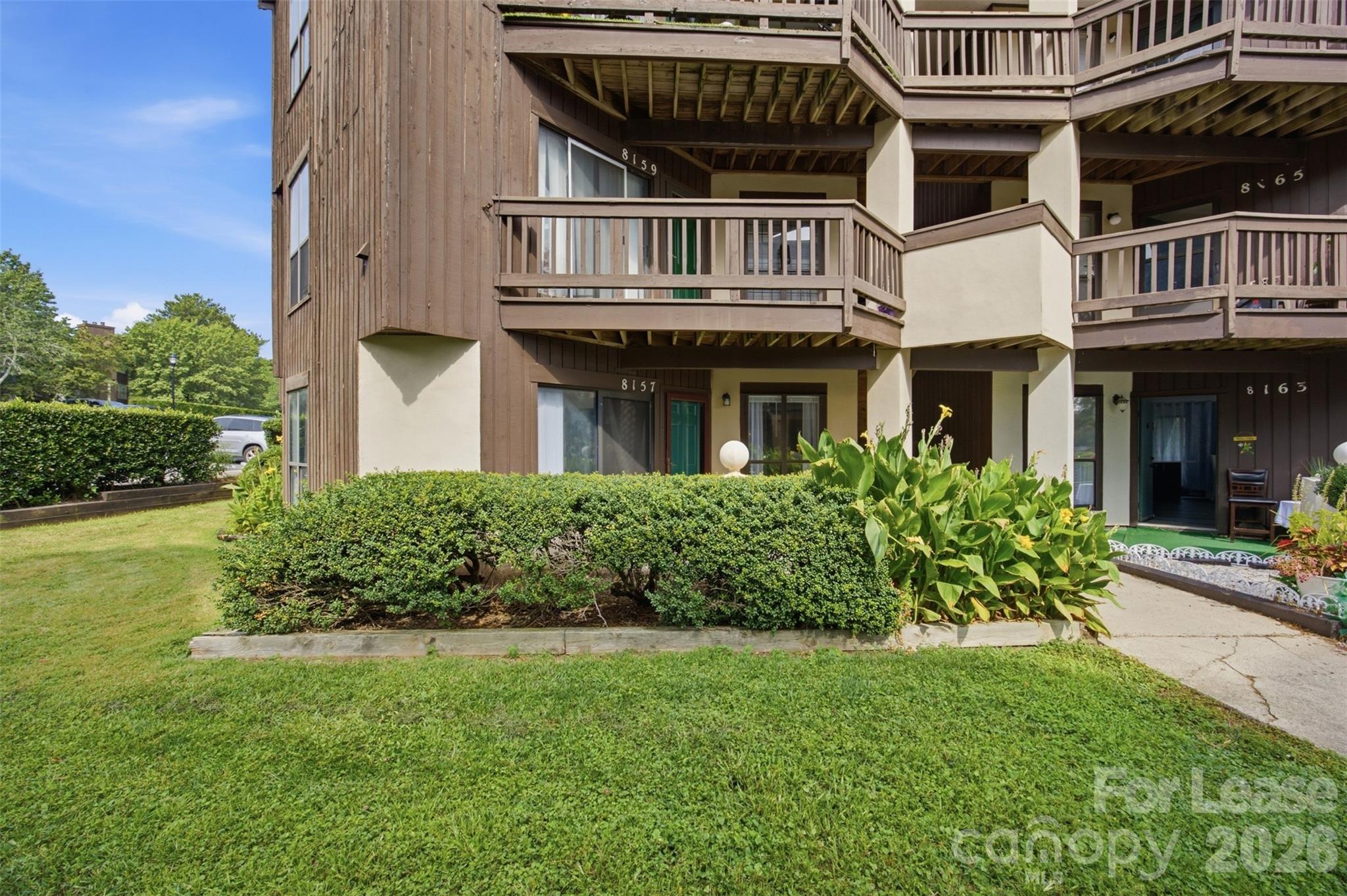 8157 Cedar Glen Drive Property Photo 2