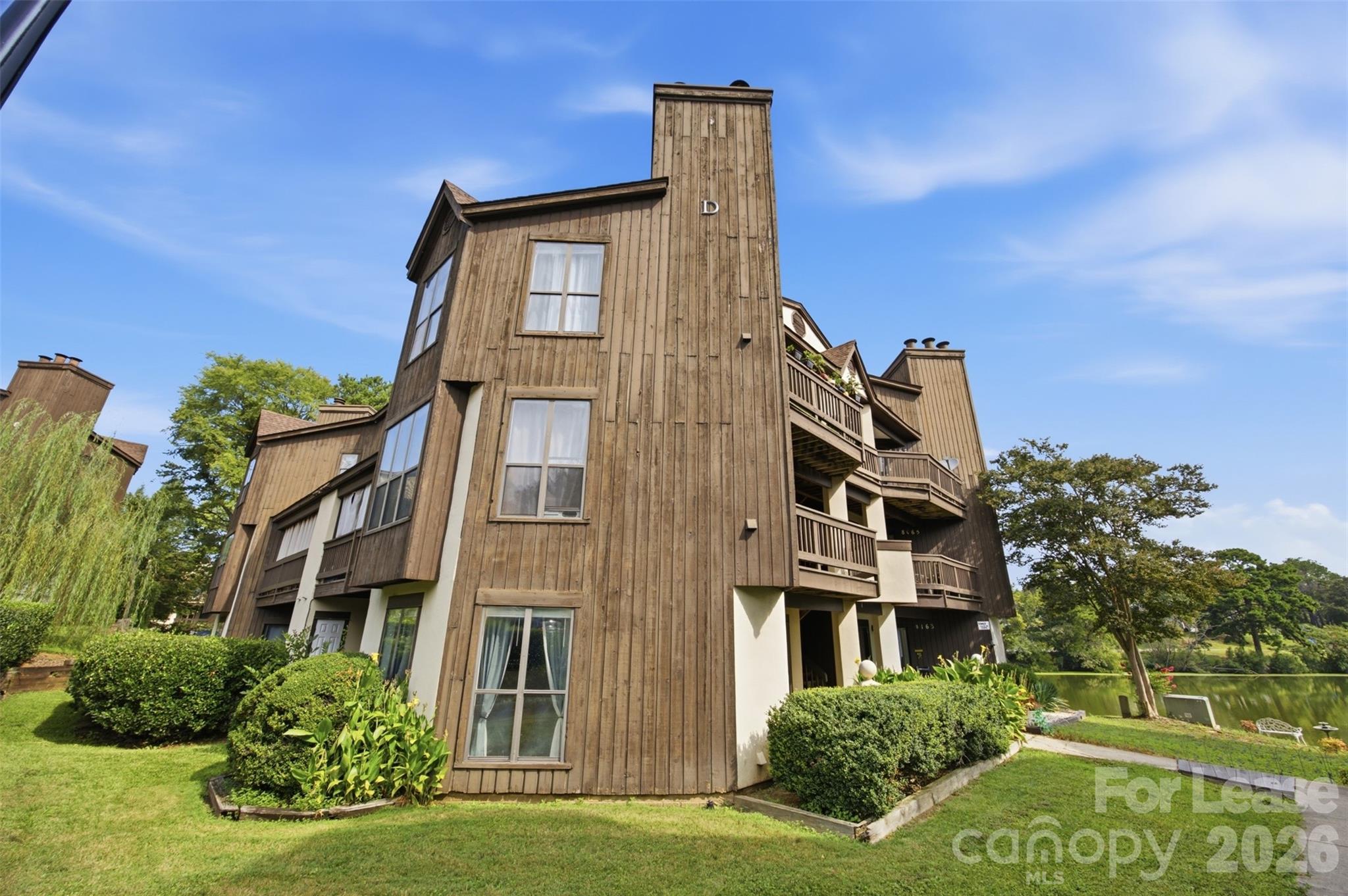 8157 Cedar Glen Drive Property Photo 6