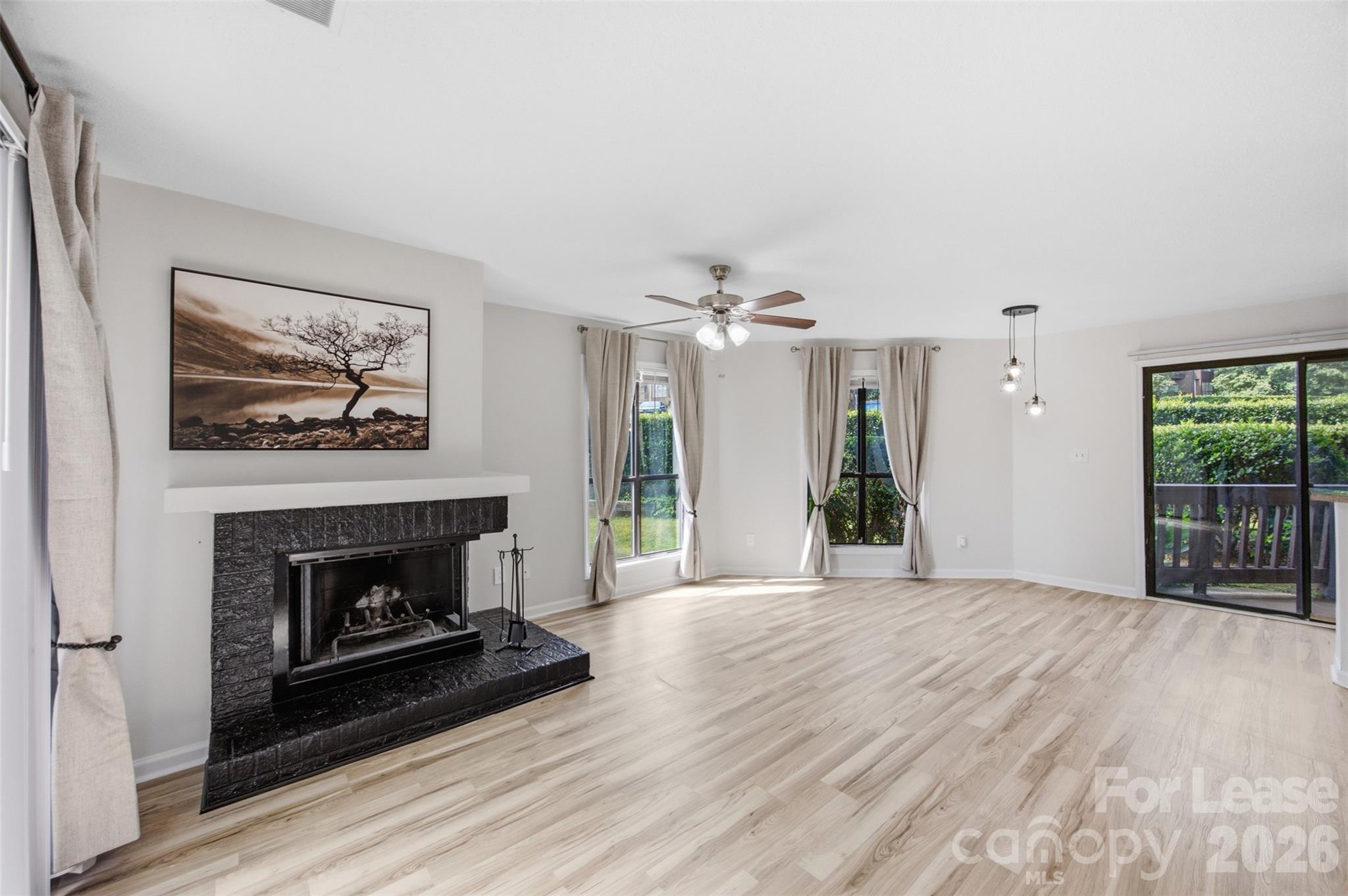 8157 Cedar Glen Drive Property Photo 11