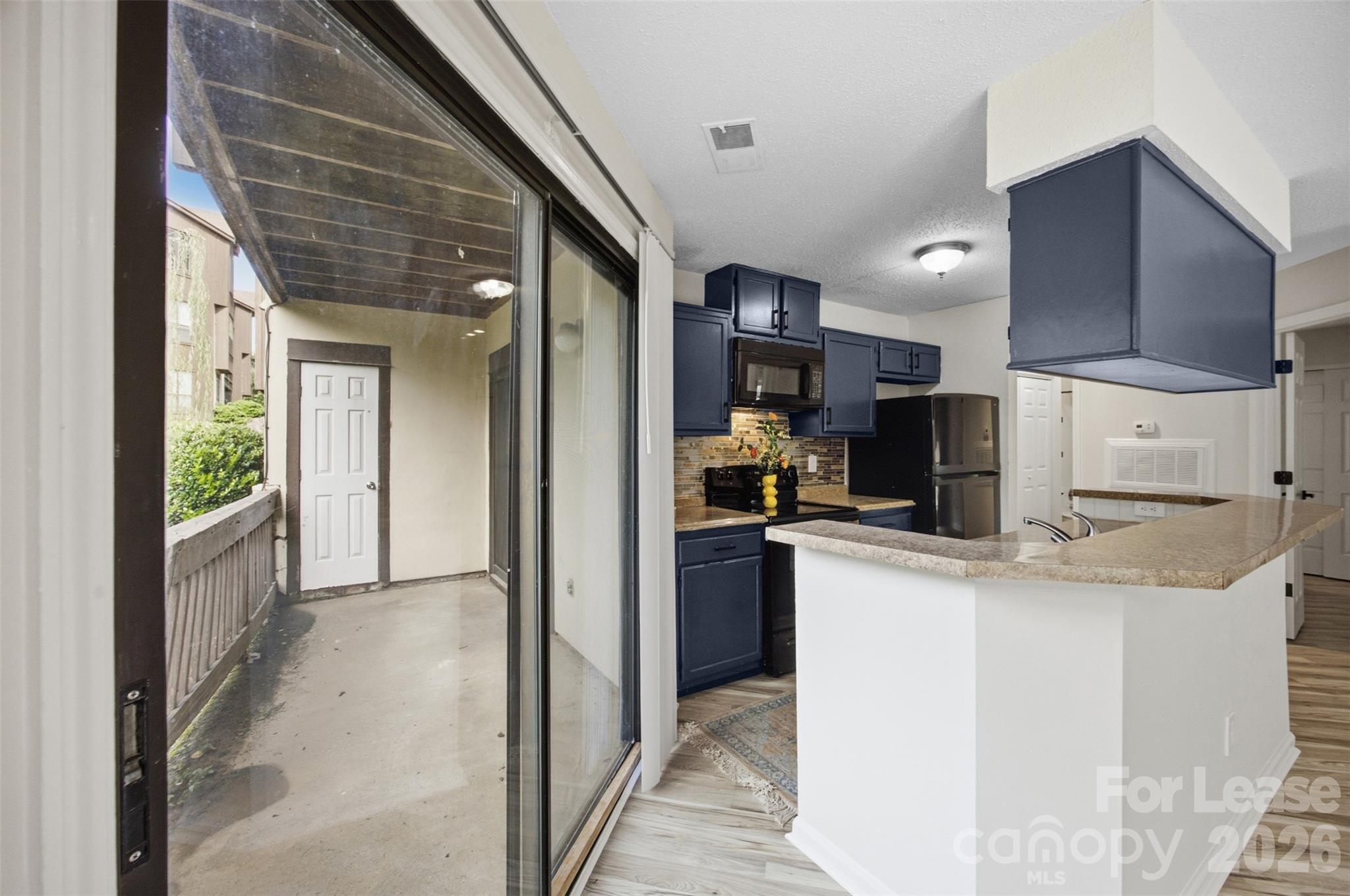 8157 Cedar Glen Drive Property Photo 18