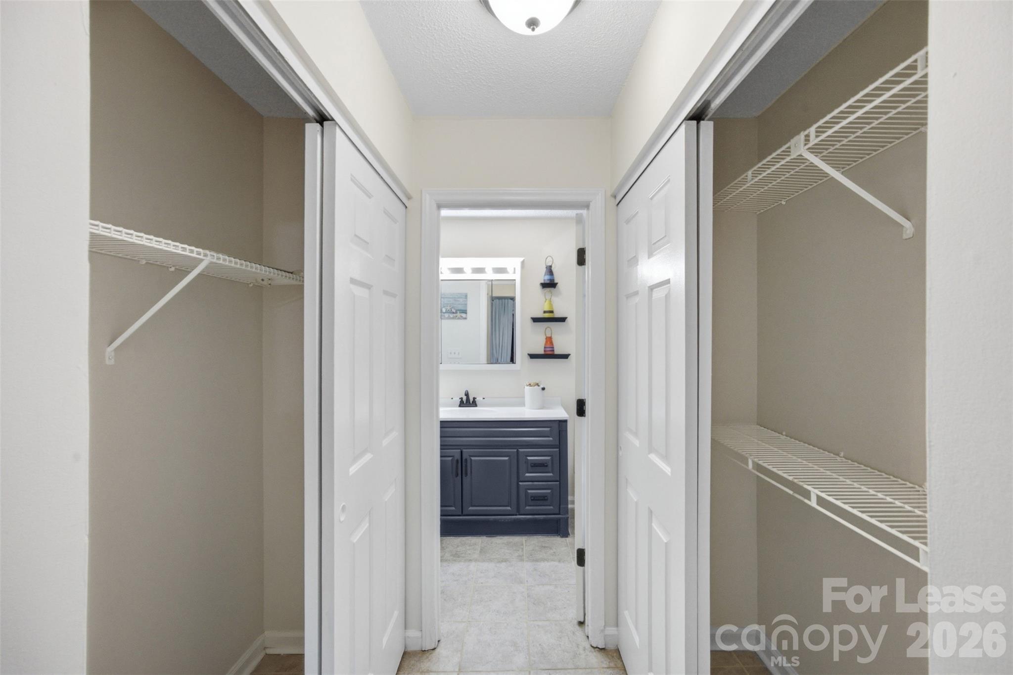 8157 Cedar Glen Drive Property Photo 27
