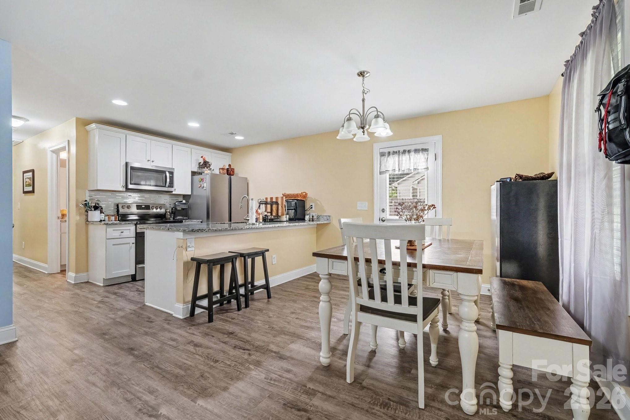 211 Mccurdy Avenue Property Photo 3