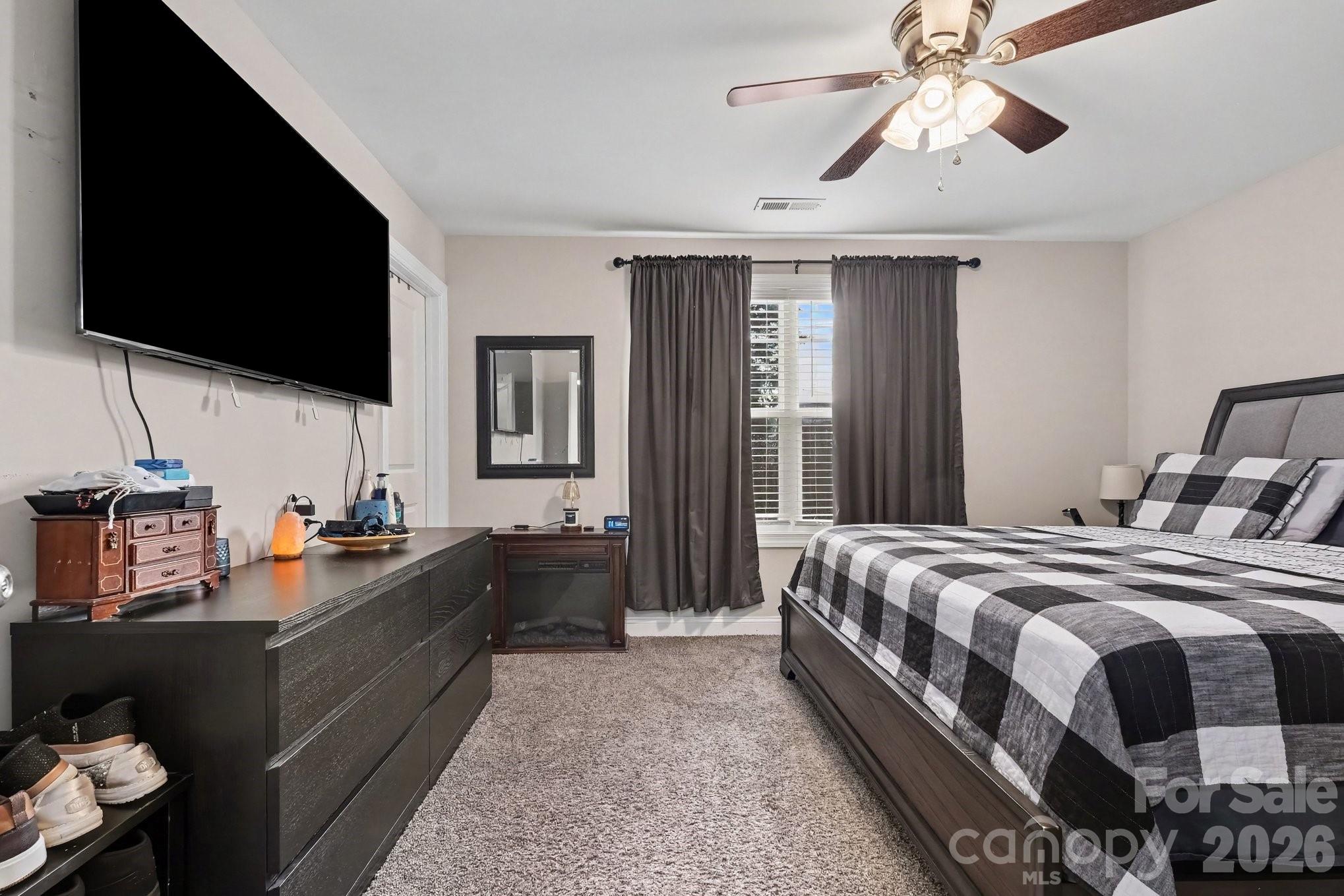211 Mccurdy Avenue Property Photo 6