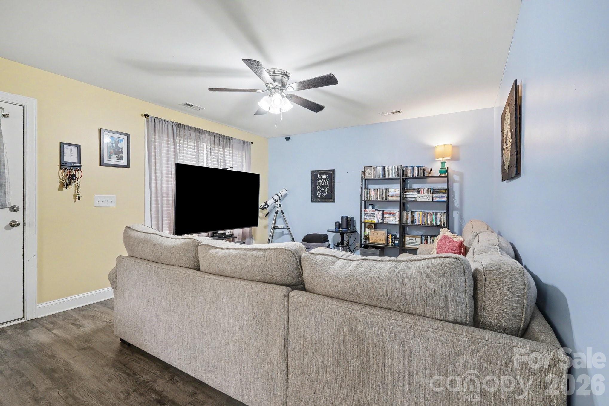 211 Mccurdy Avenue Property Photo 18