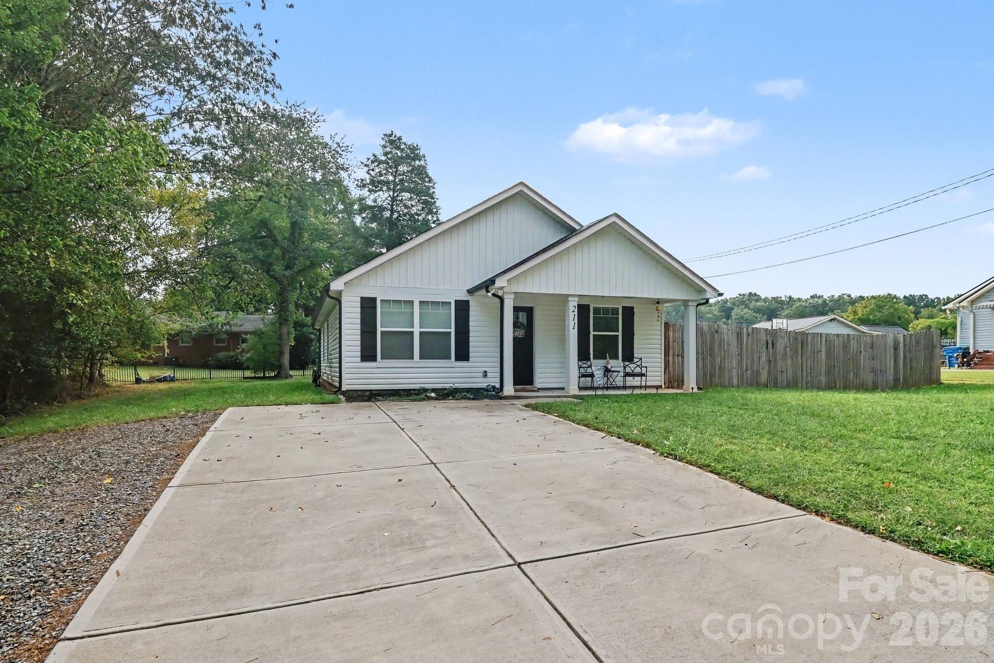 211 Mccurdy Avenue Property Photo 21