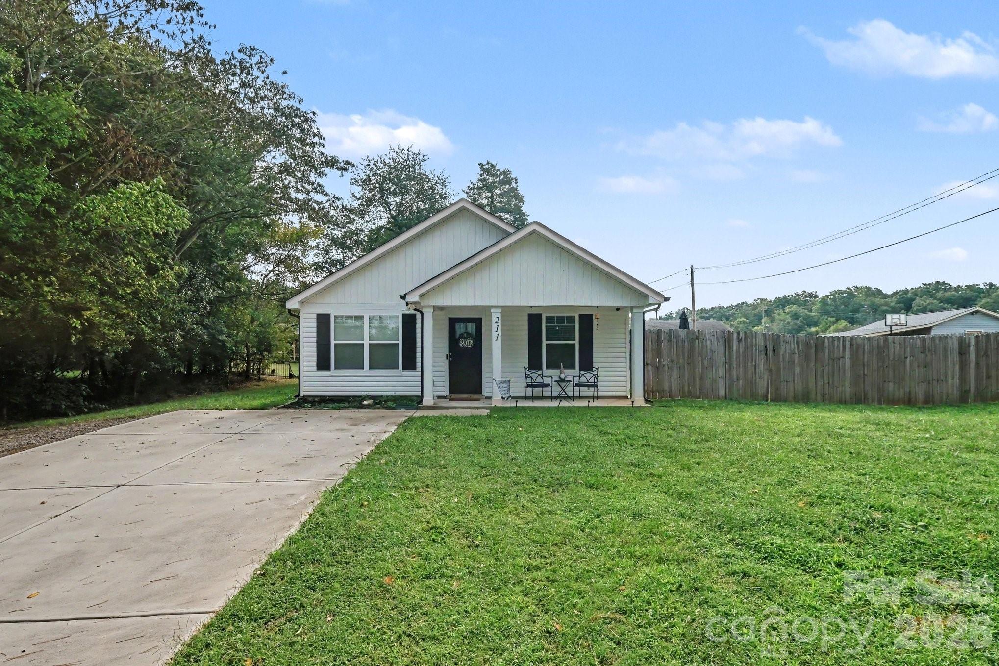 211 Mccurdy Avenue Property Photo 22