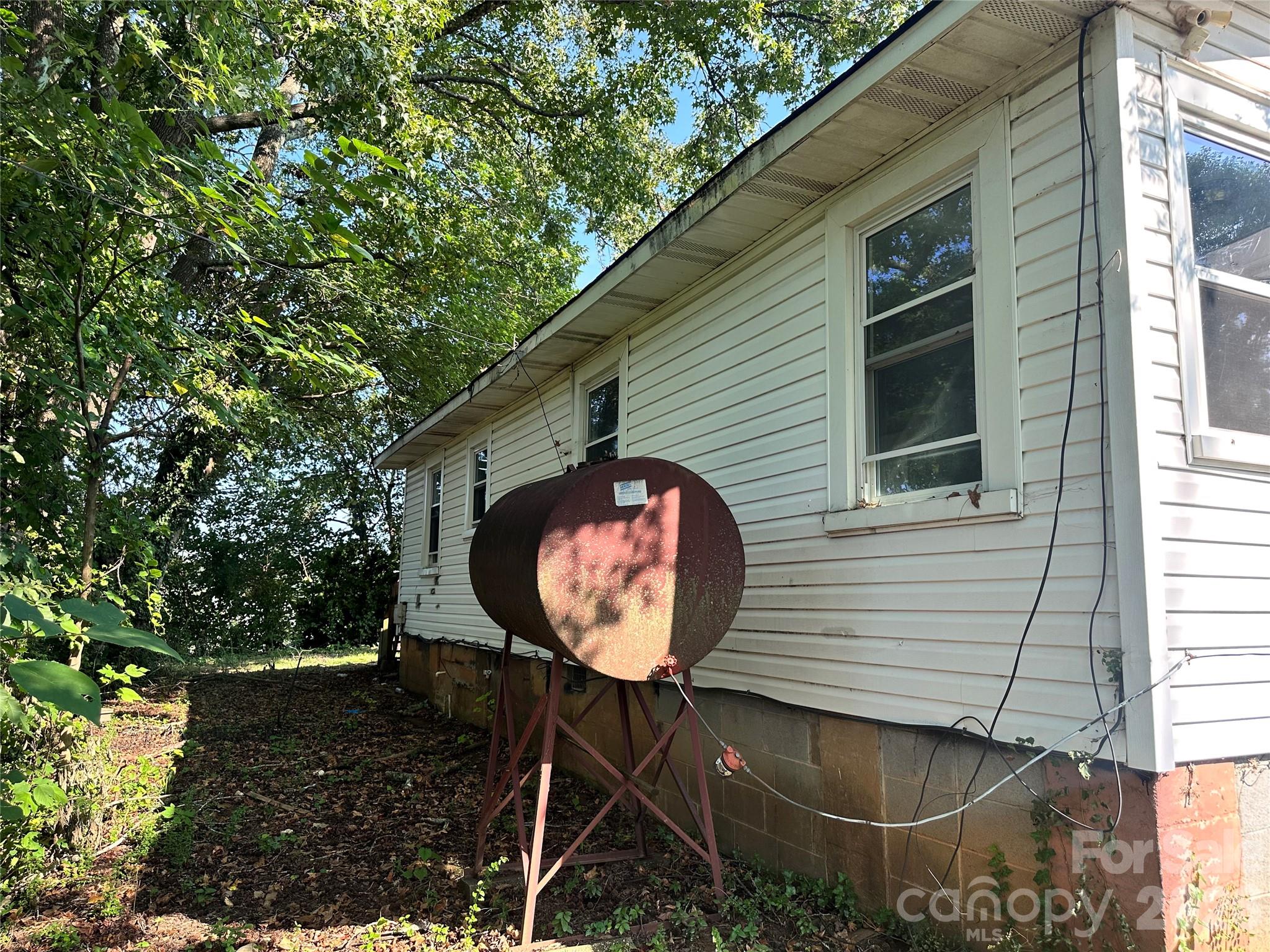 901 State Street Ext Property Photo 14