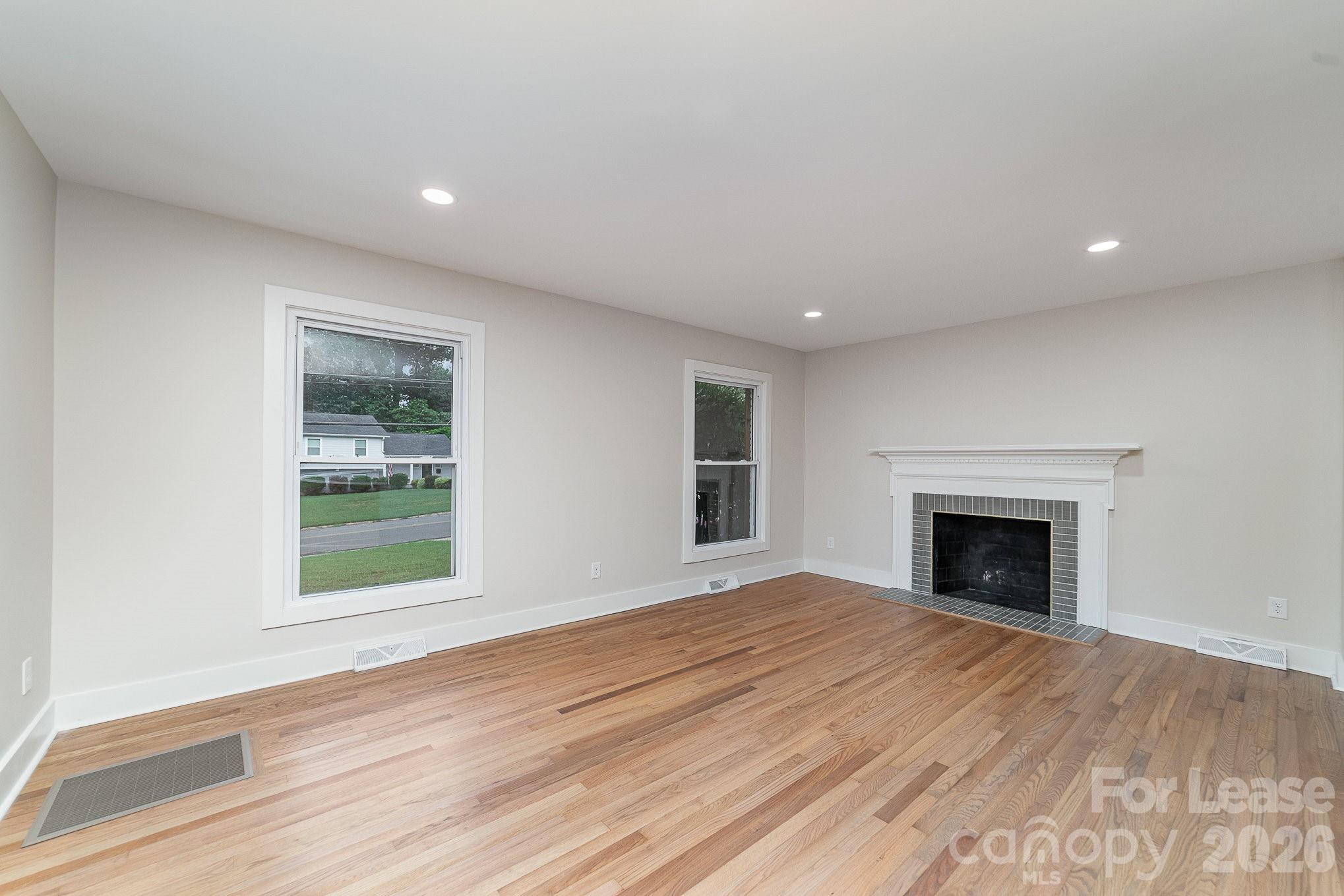 2117 Emerywood Drive Property Photo 3