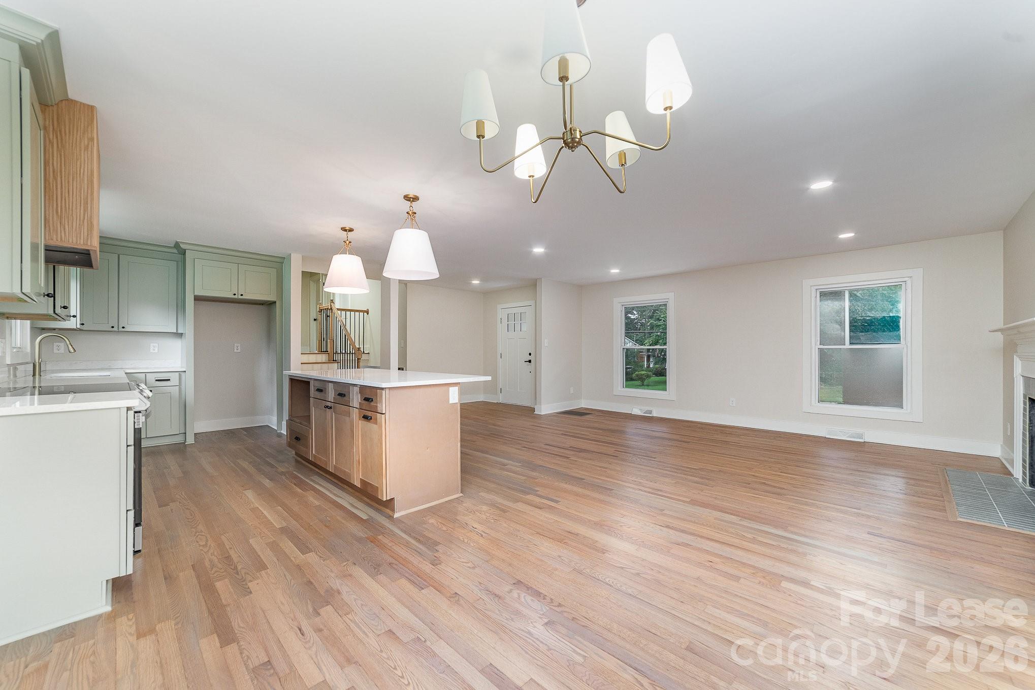 2117 Emerywood Drive Property Photo 7