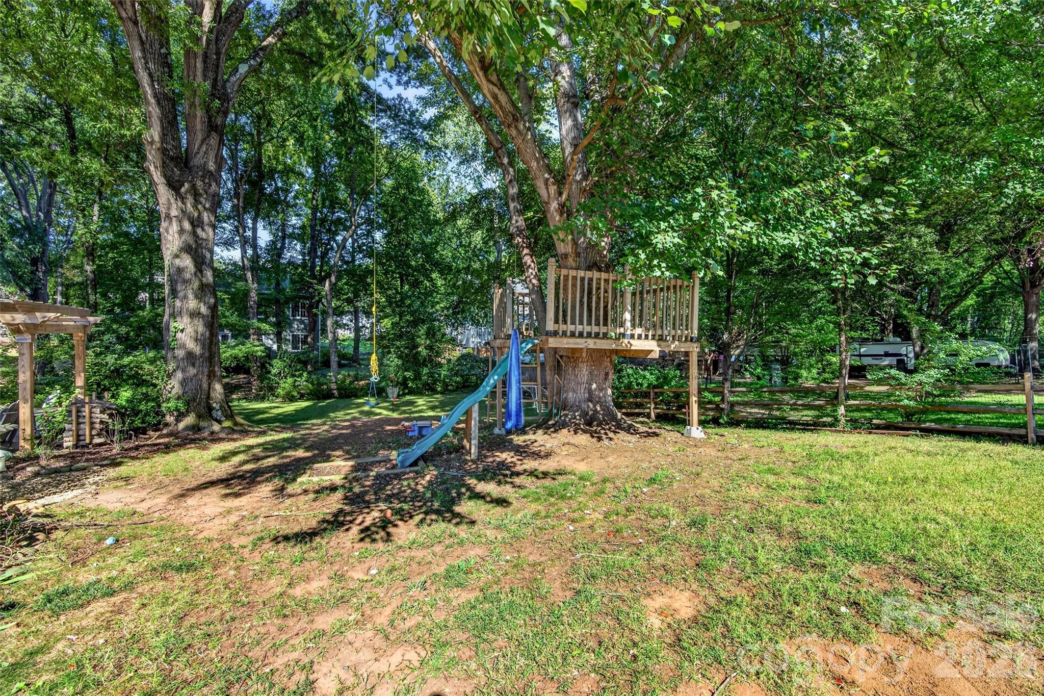 19916 Floral Lane Property Photo 40