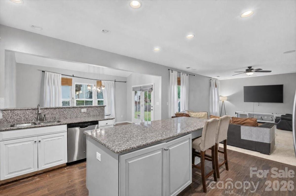 3527 Ettrick Place Property Photo 10
