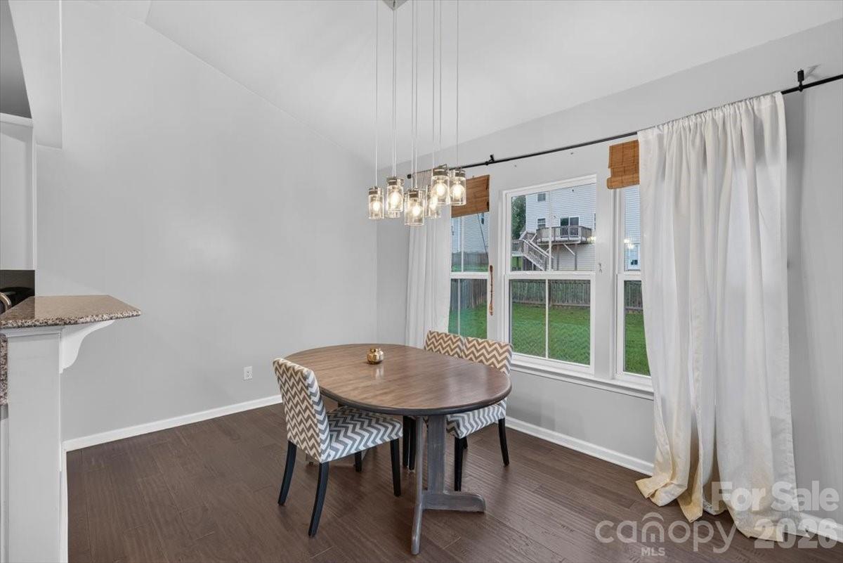 3527 Ettrick Place Property Photo 11
