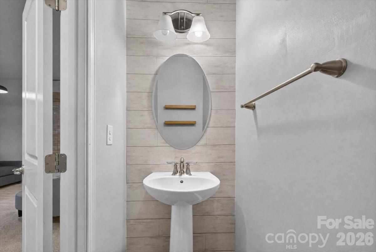 3527 Ettrick Place Property Photo 24