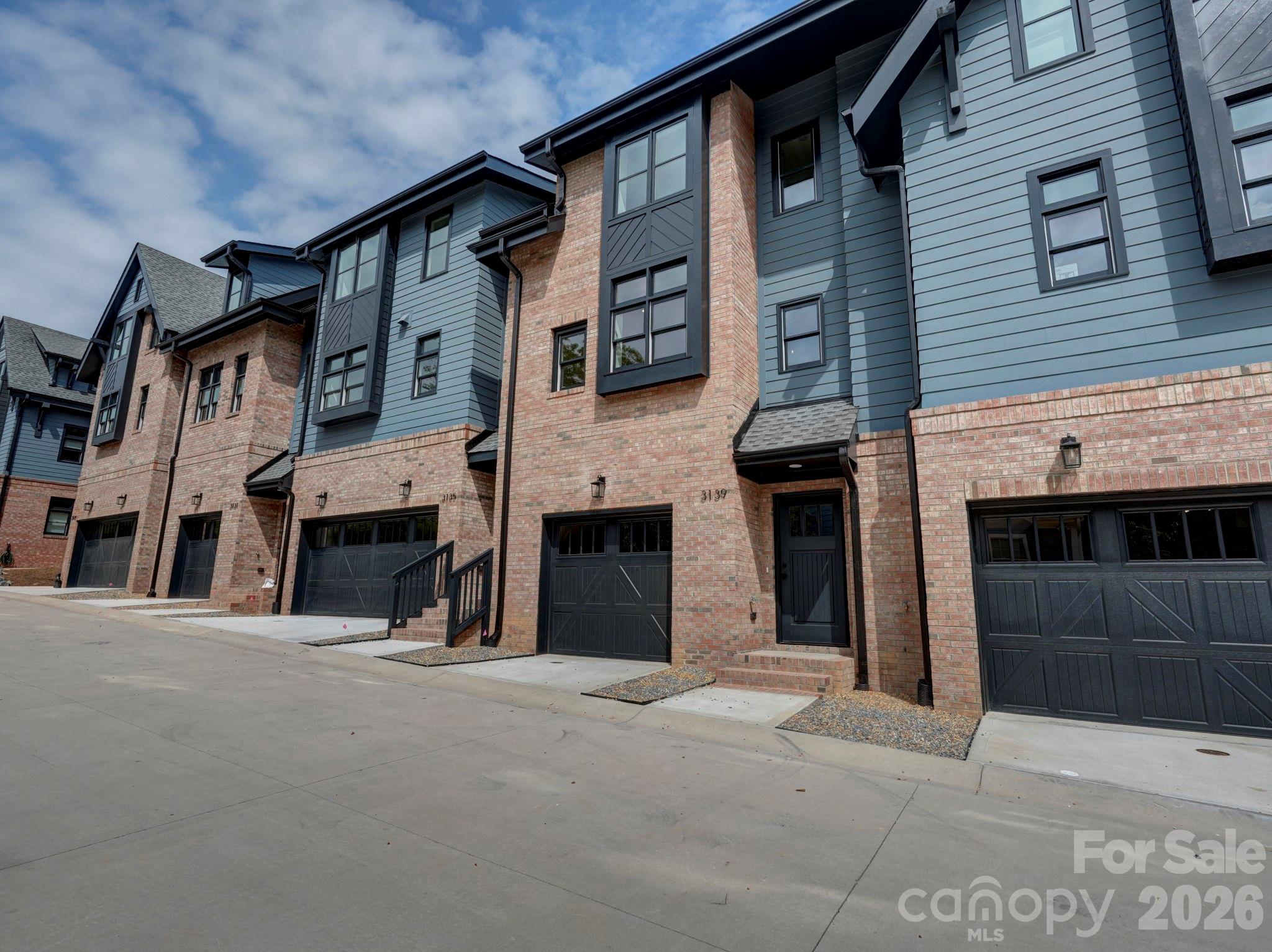 3139 Colyer Place Property Photo 1