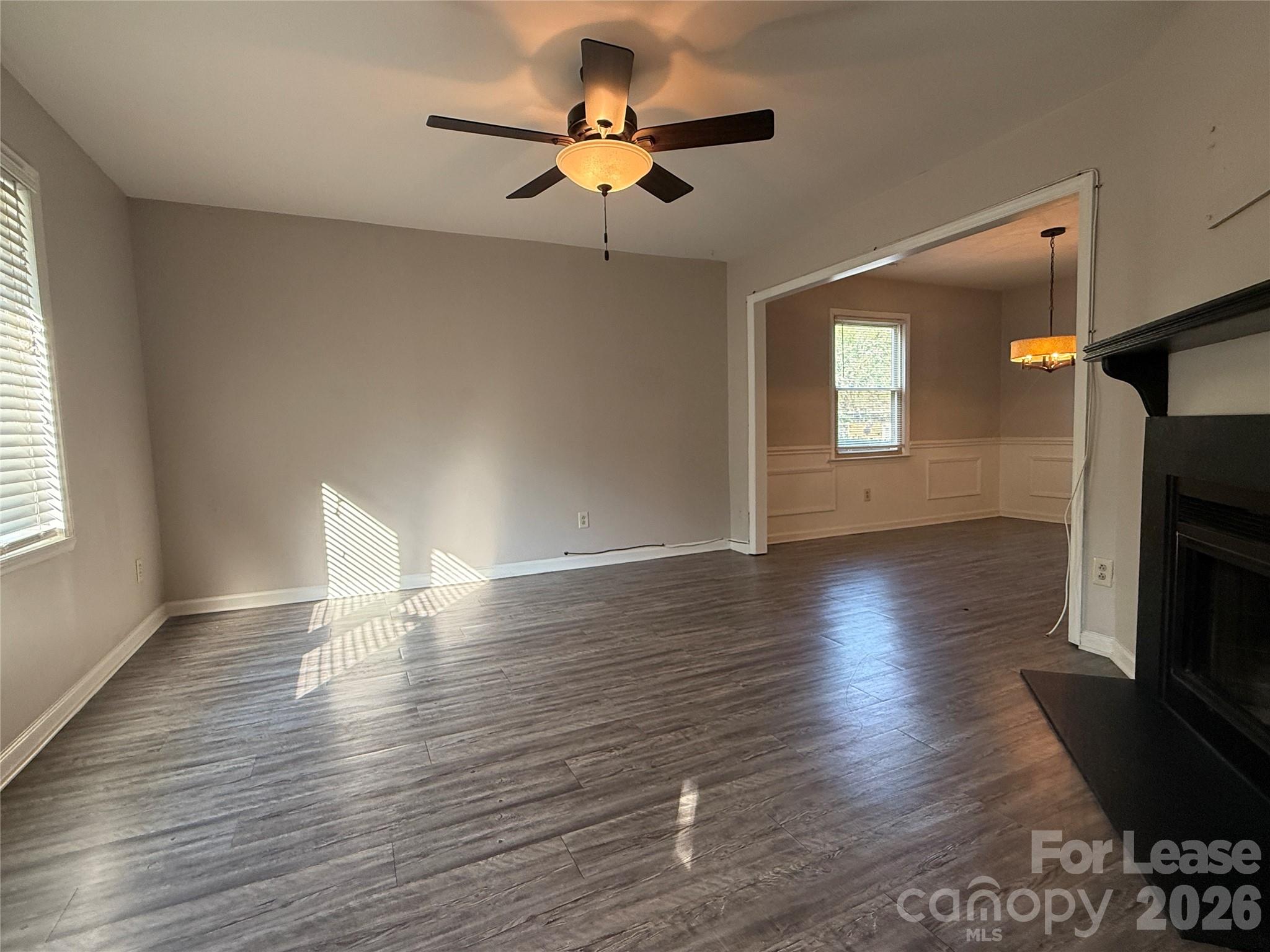 8317 Summerglen Circle Property Photo 3