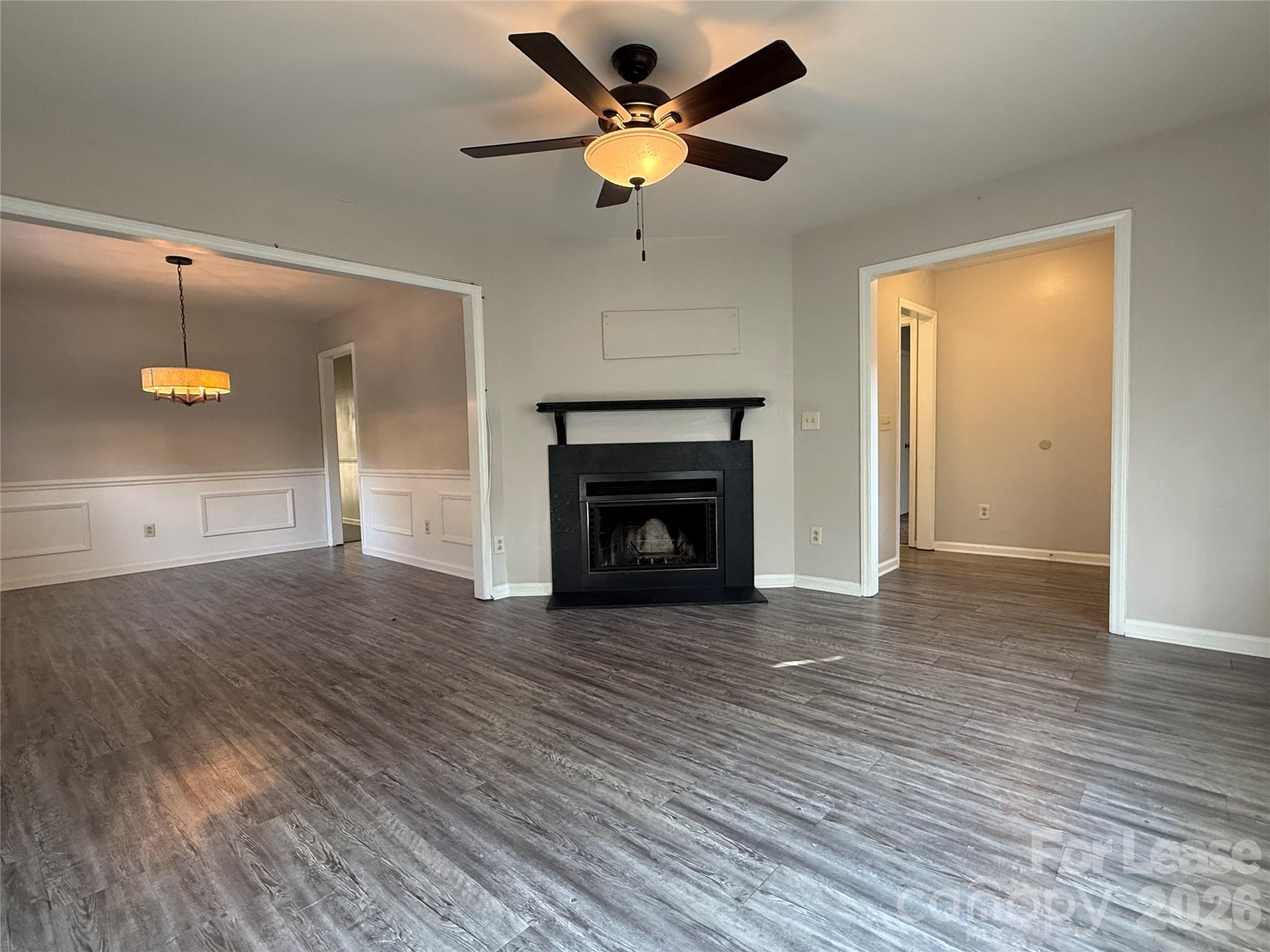 8317 Summerglen Circle Property Photo 4