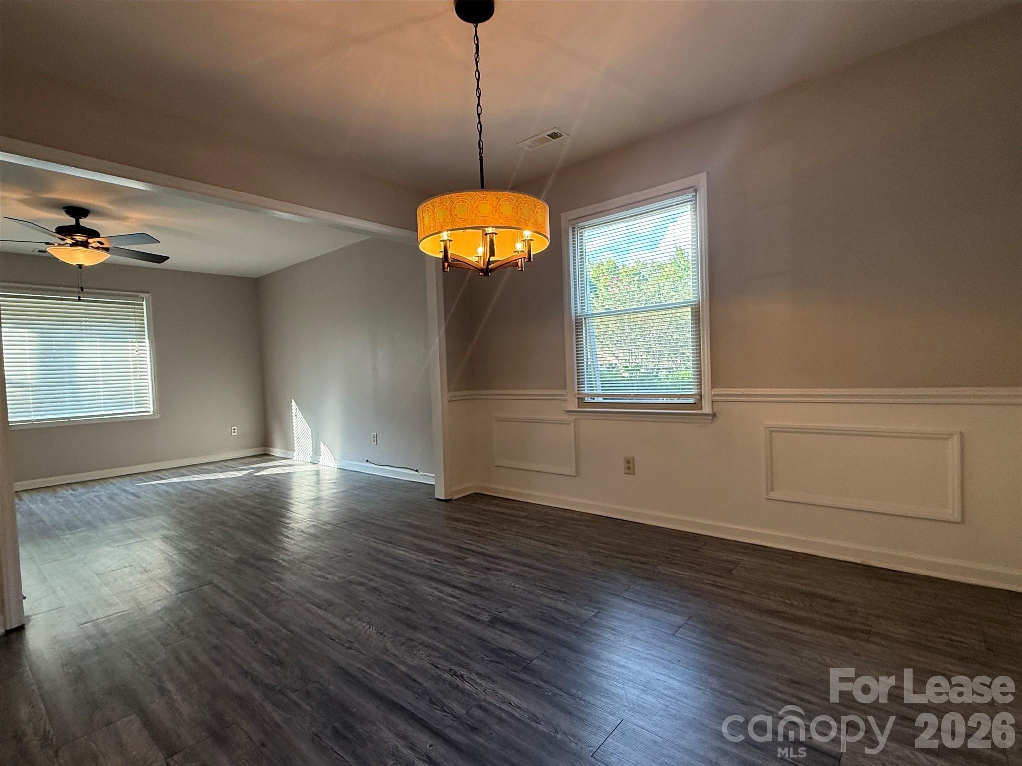 8317 Summerglen Circle Property Photo 6