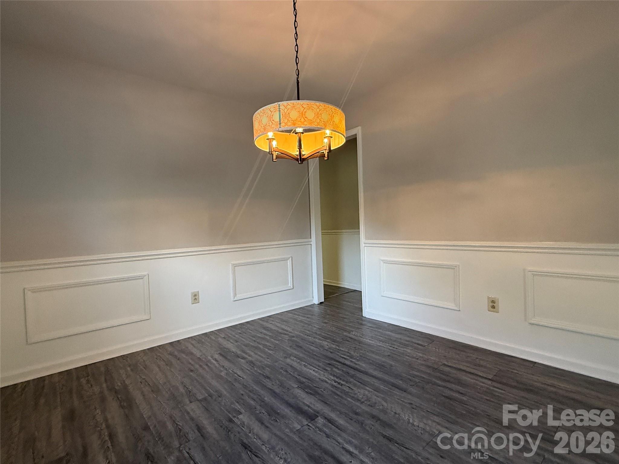 8317 Summerglen Circle Property Photo 8