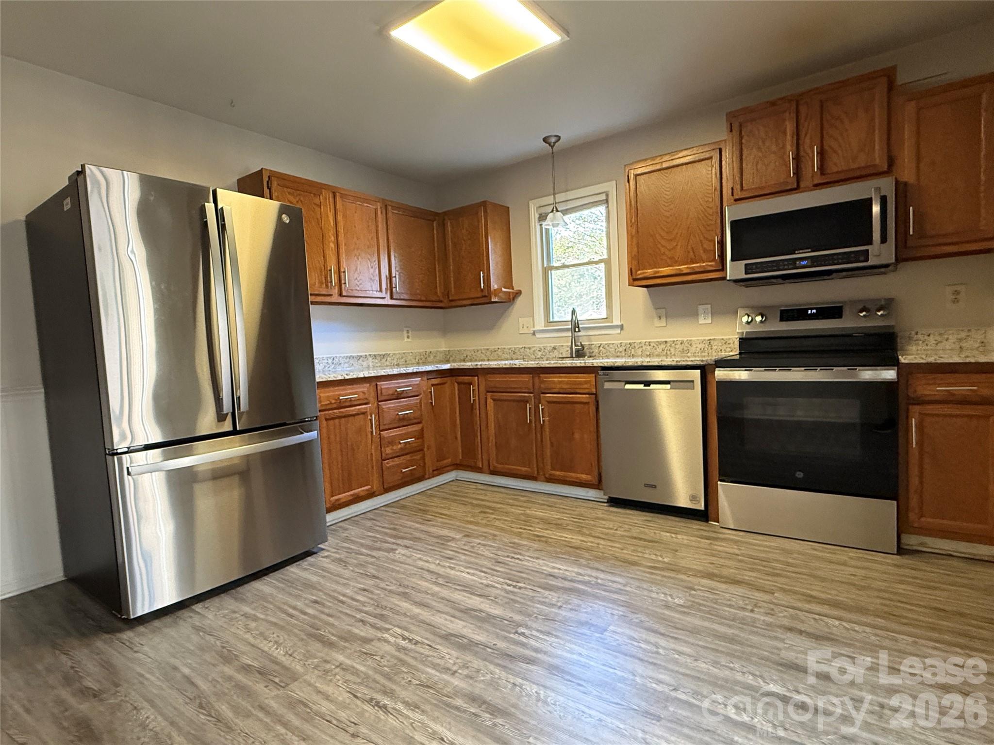 8317 Summerglen Circle Property Photo 11