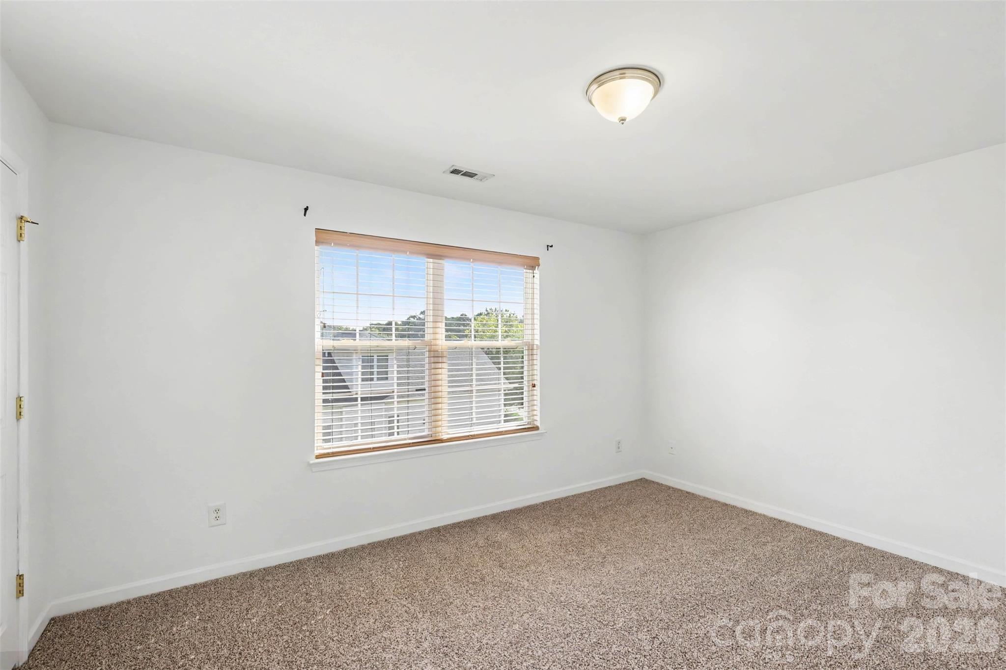 1530 Big Leaf Drive Property Photo 24