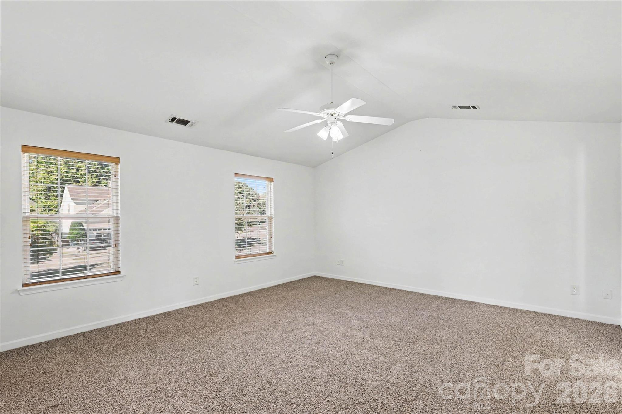 1530 Big Leaf Drive Property Photo 28