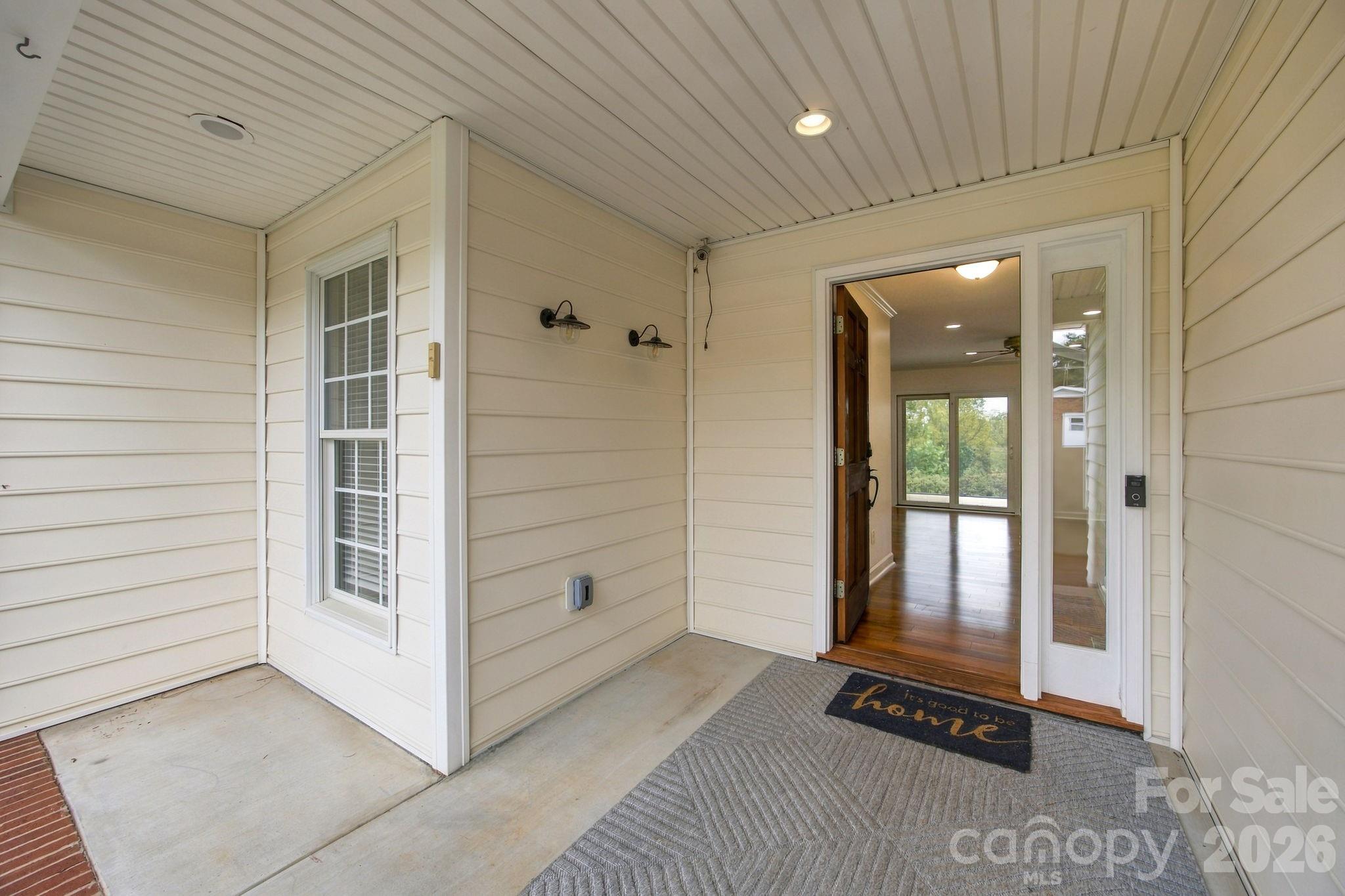 1829 Kenmore Drive Property Photo 5
