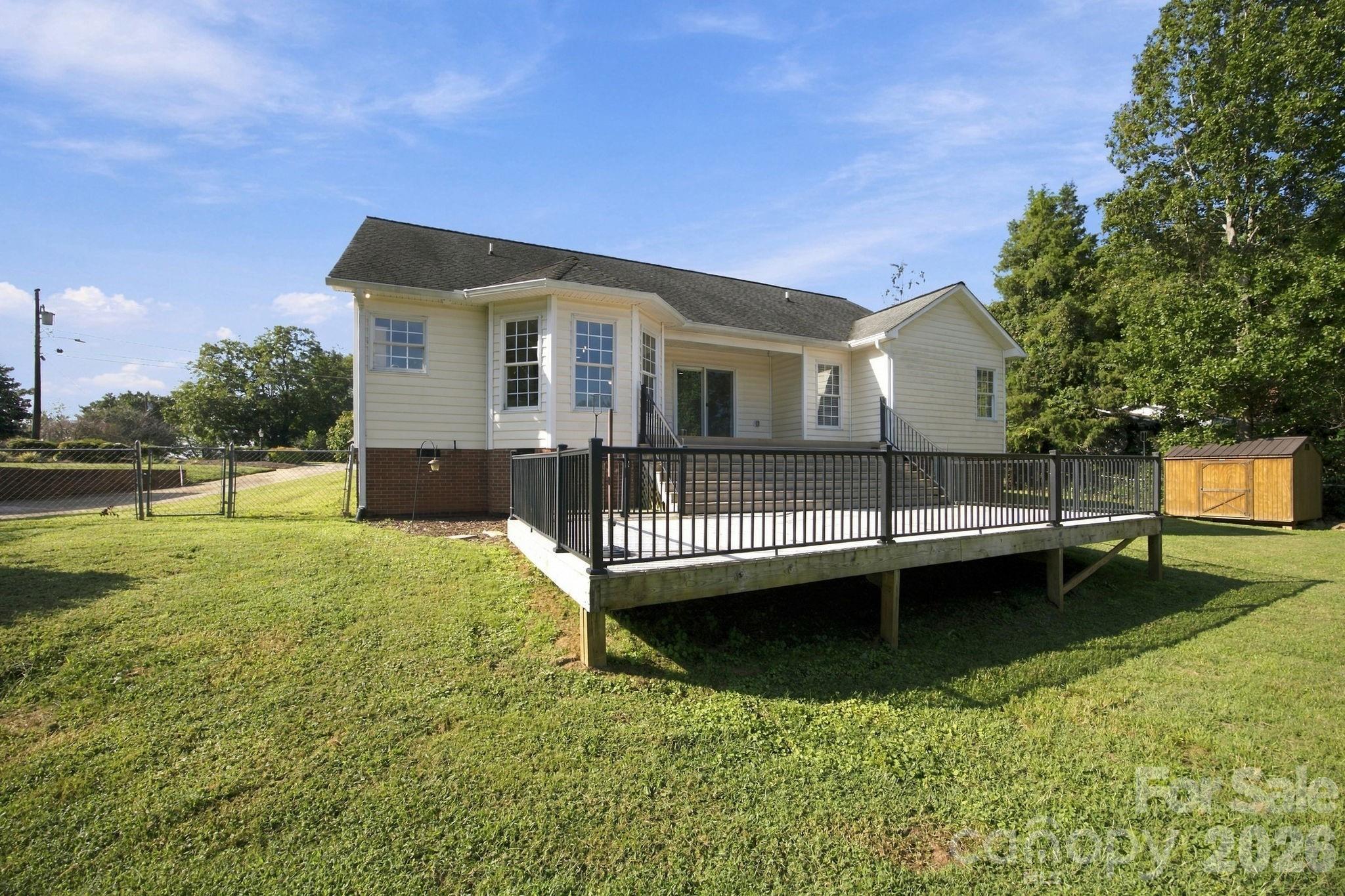 1829 Kenmore Drive Property Photo 36