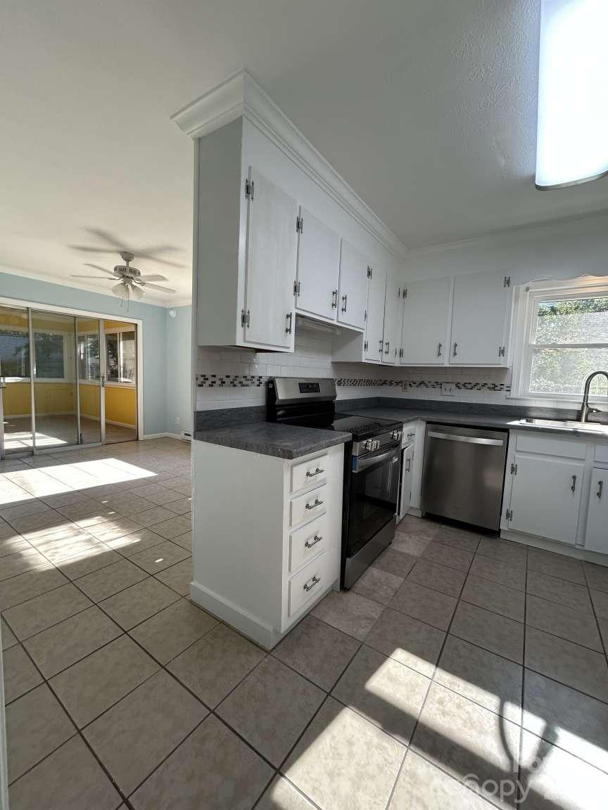 1225 Pinebrook Circle Property Photo 14