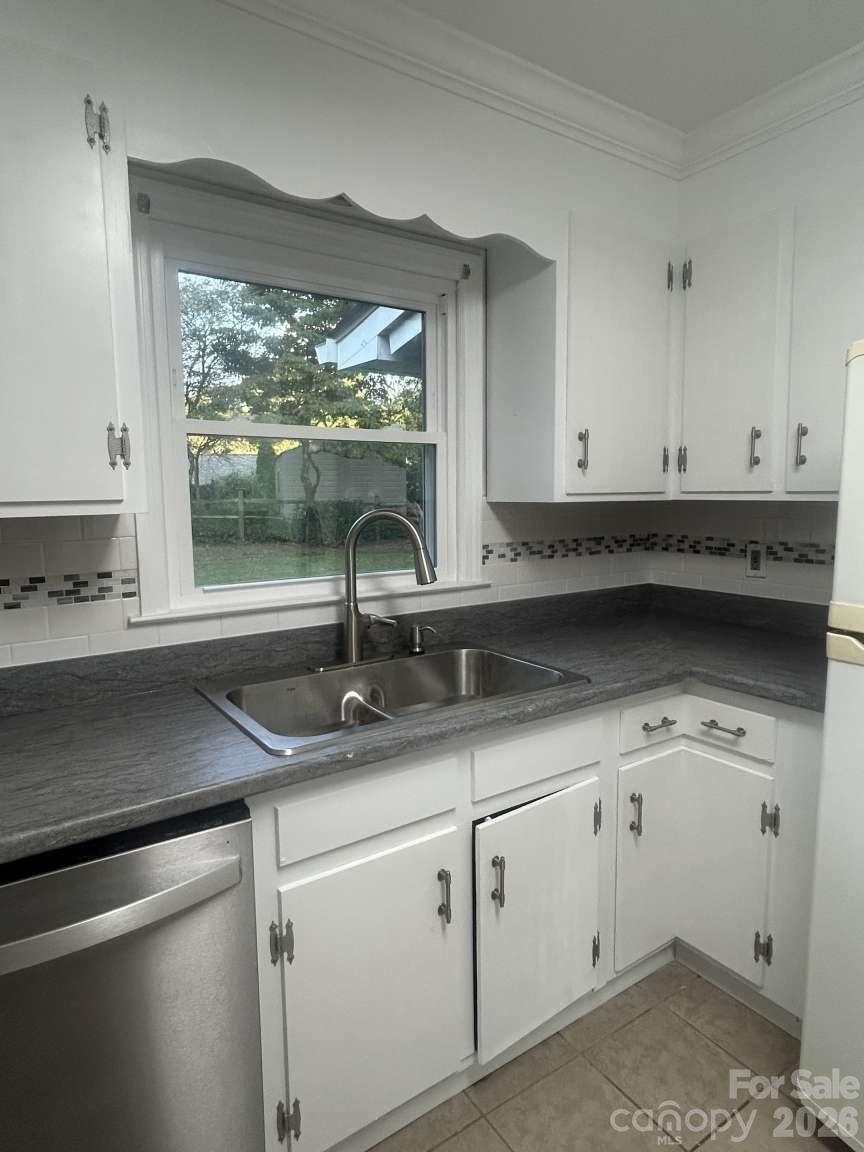 1225 Pinebrook Circle Property Photo 15