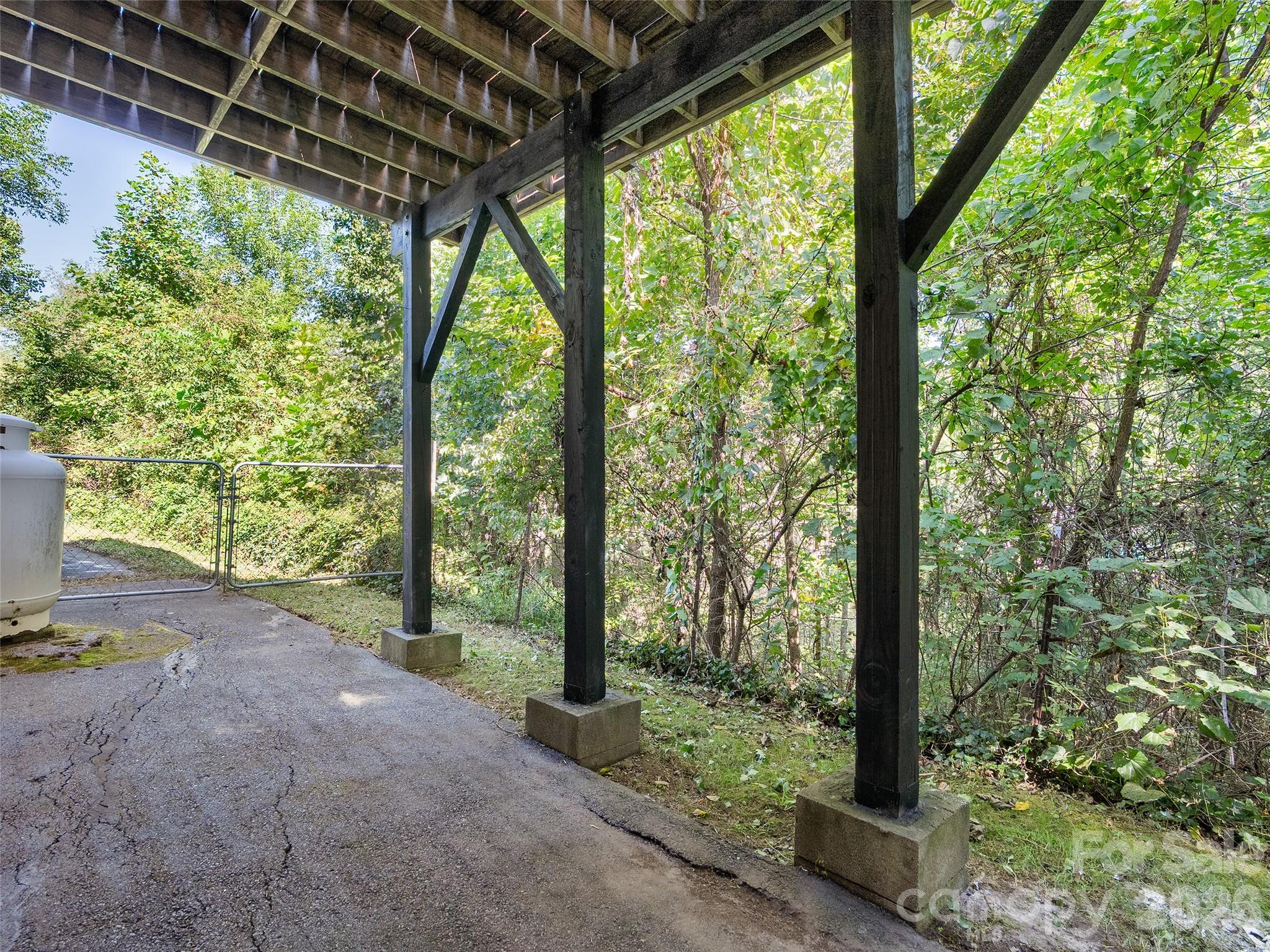 126 Ridgeline Road Property Photo 24