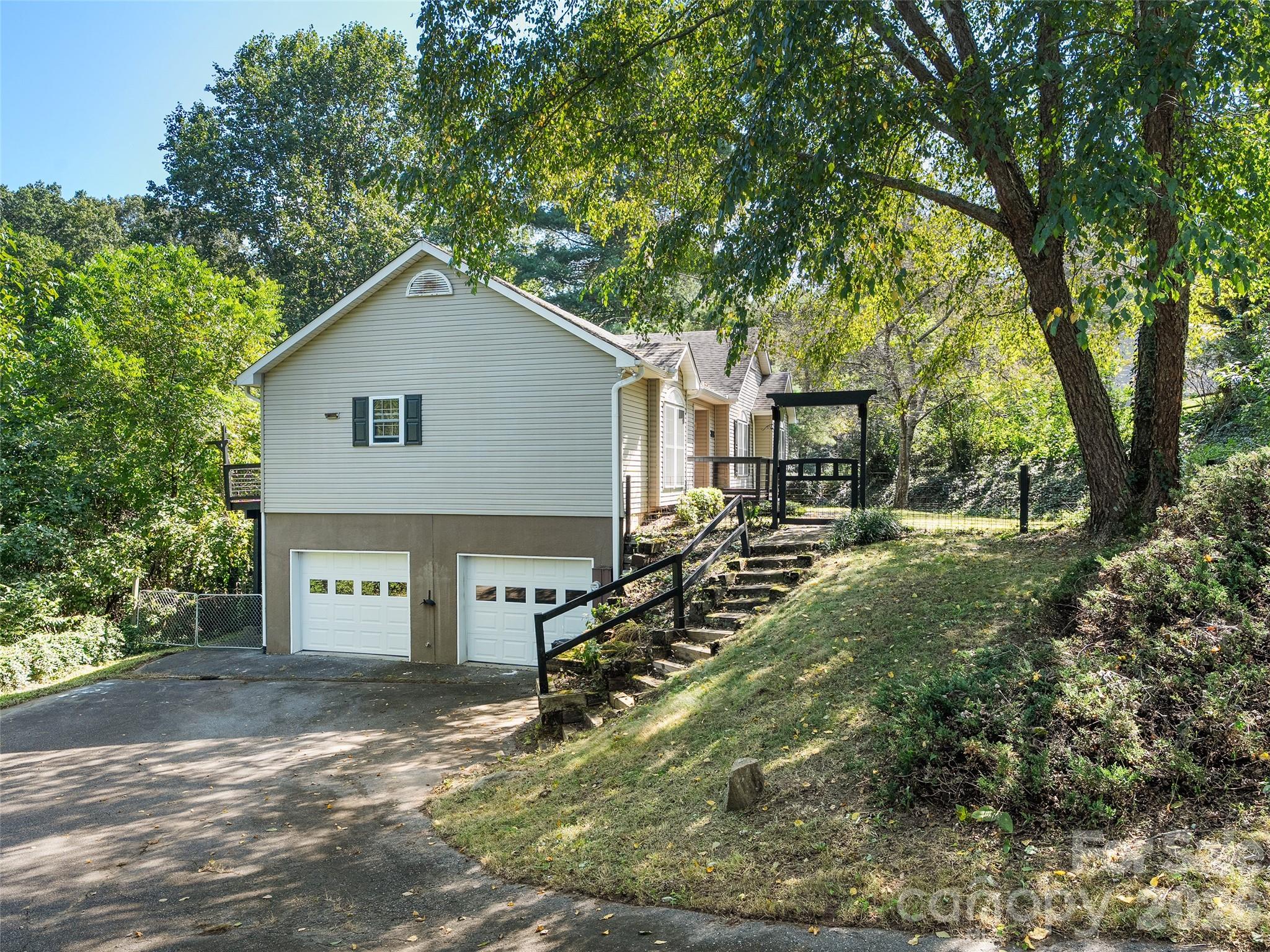 126 Ridgeline Road Property Photo 30