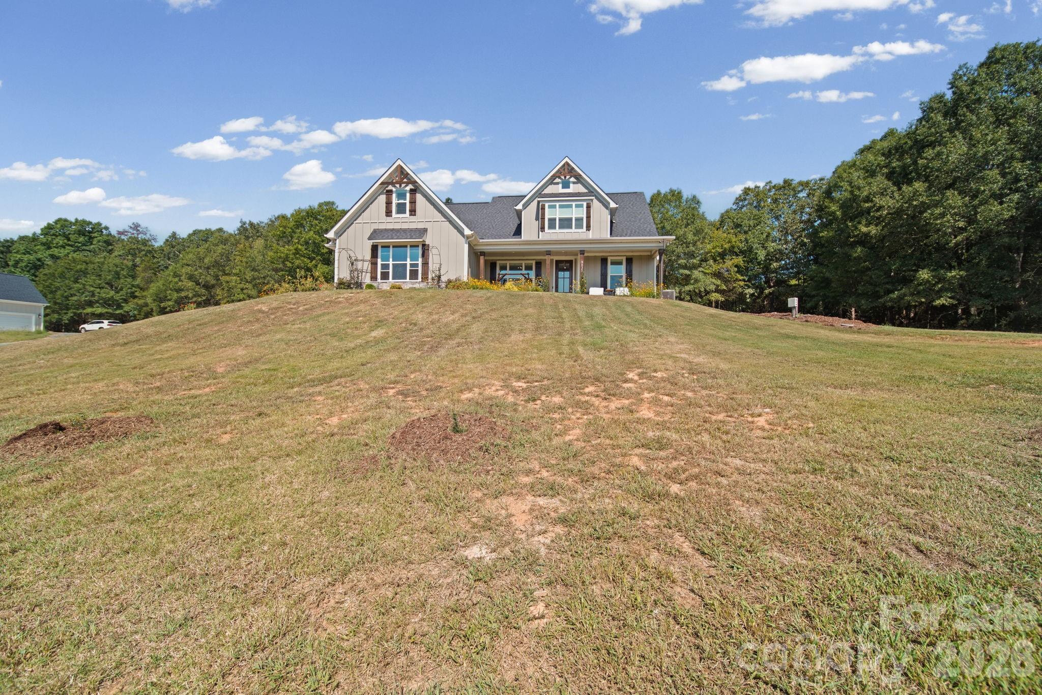 9435b Oak Grove Road Property Photo 1