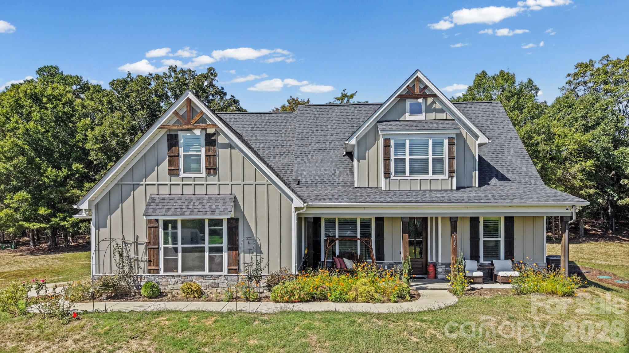 9435b Oak Grove Road Property Photo 1