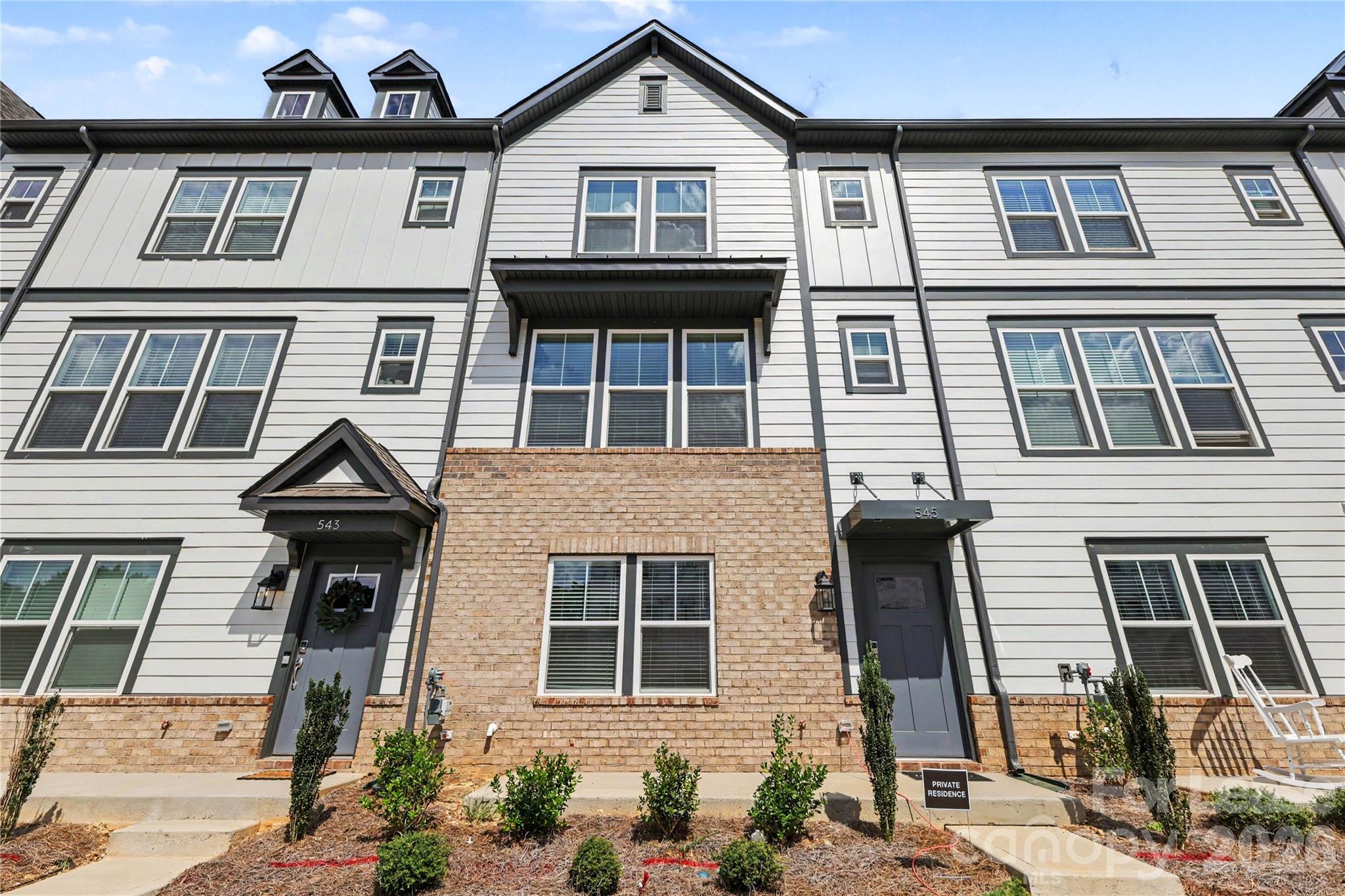 4427011 Property Photo 1