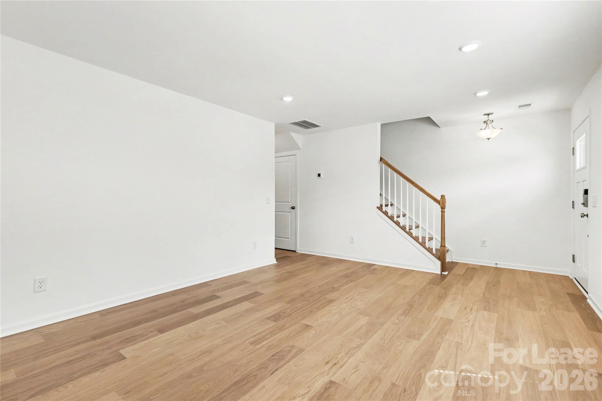 4427011 Property Photo 6