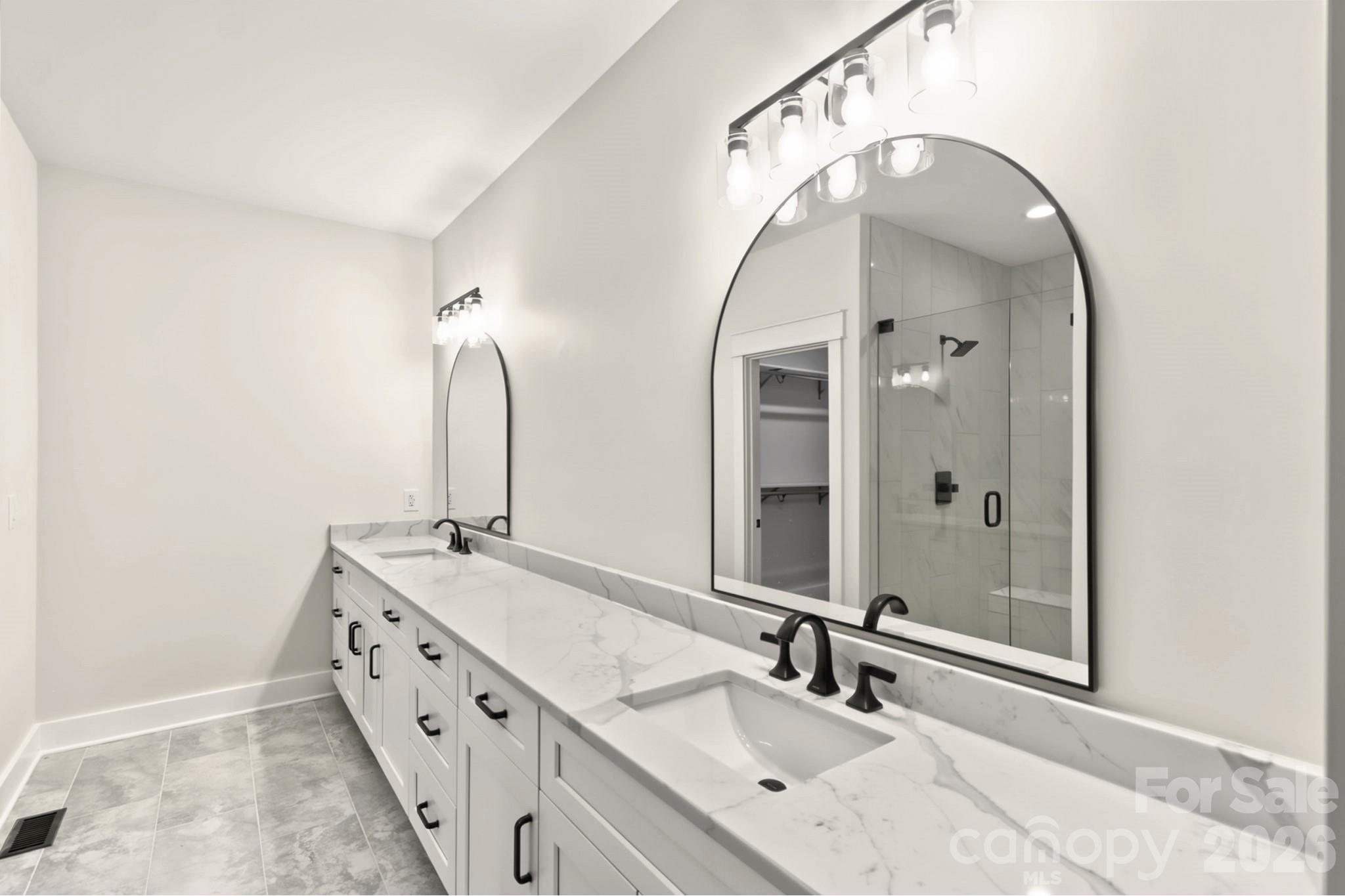 116 Jentri Way Property Photo 24