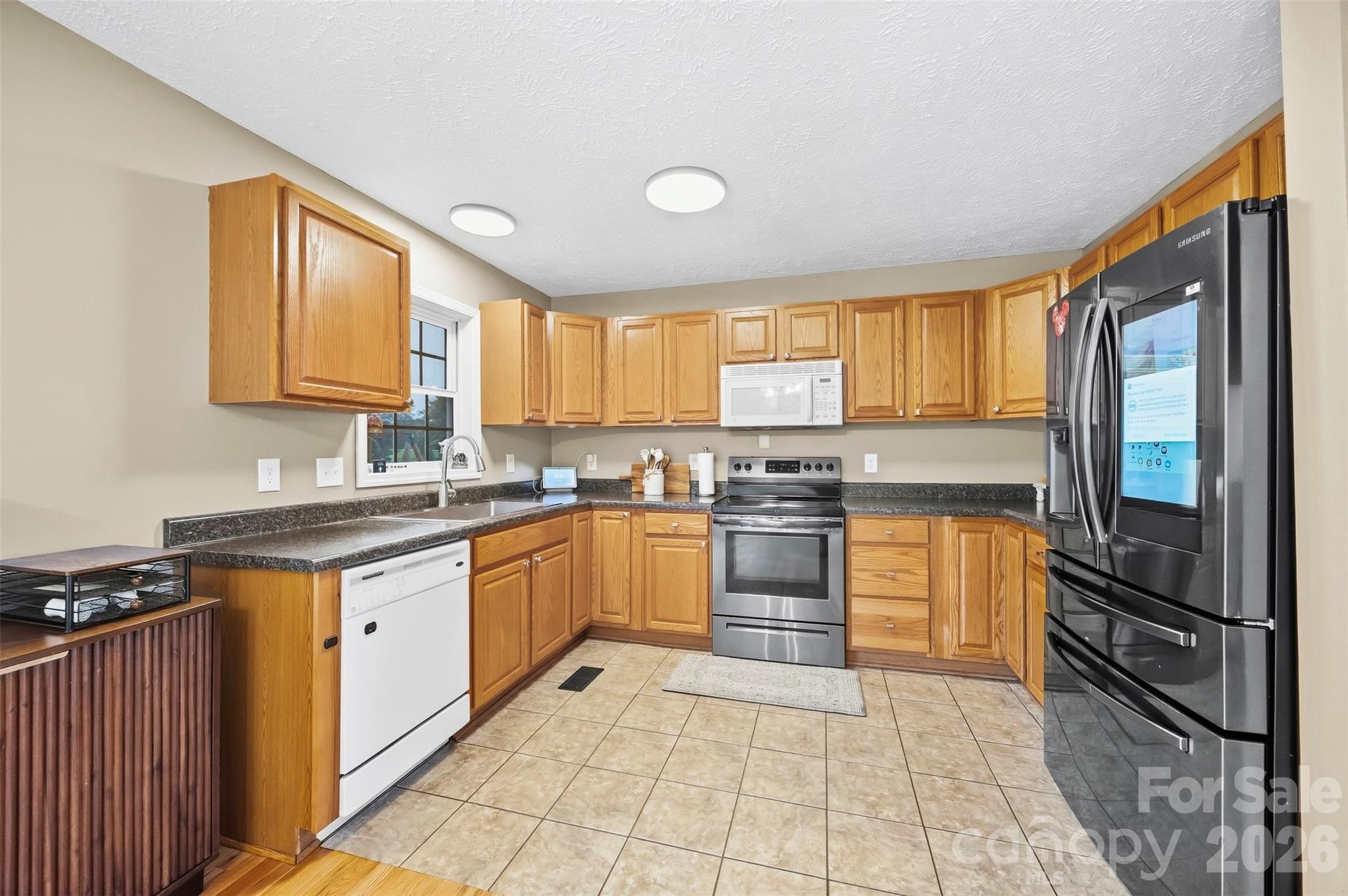 204 Webb Road Property Photo 6