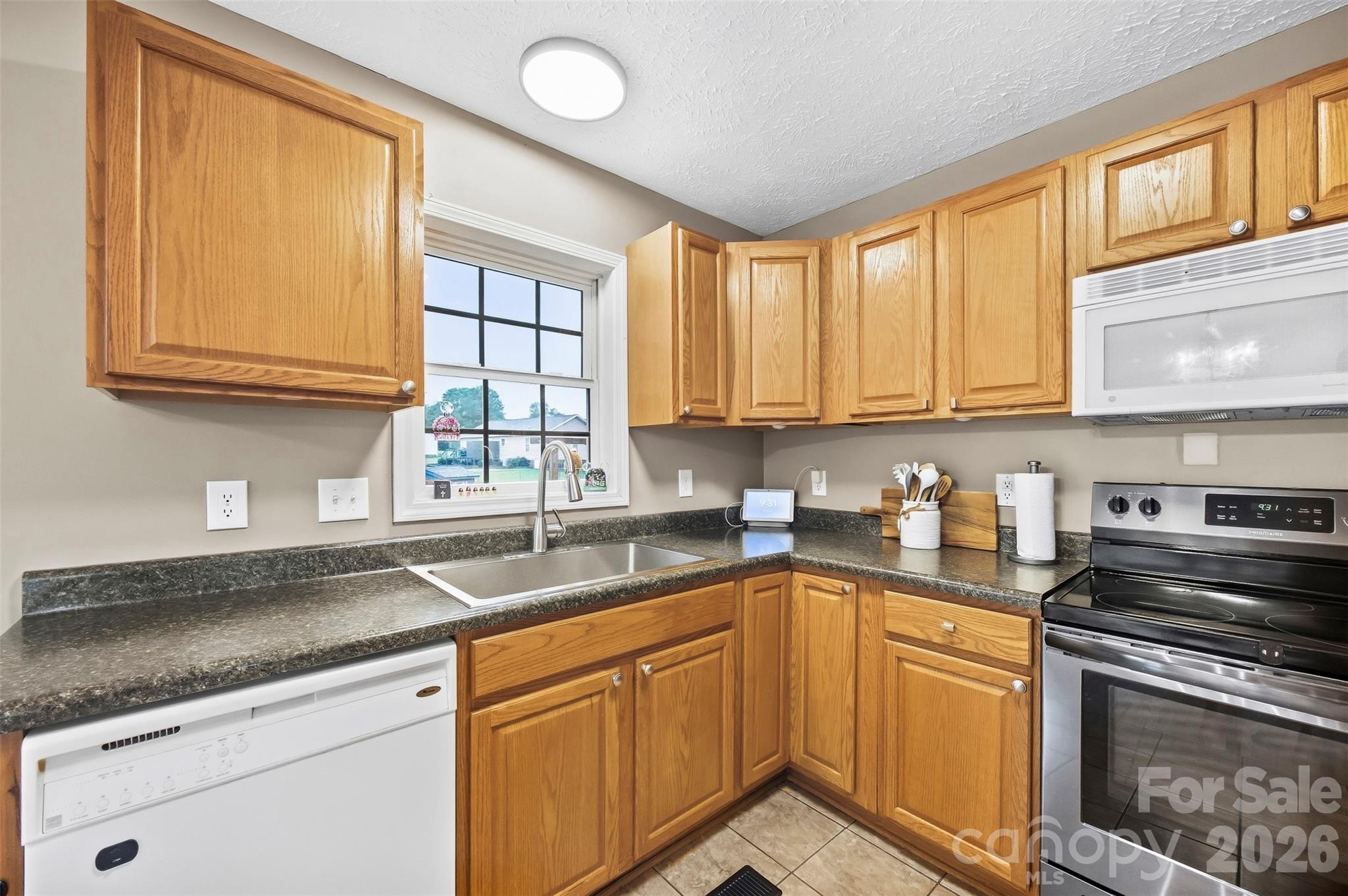 204 Webb Road Property Photo 7