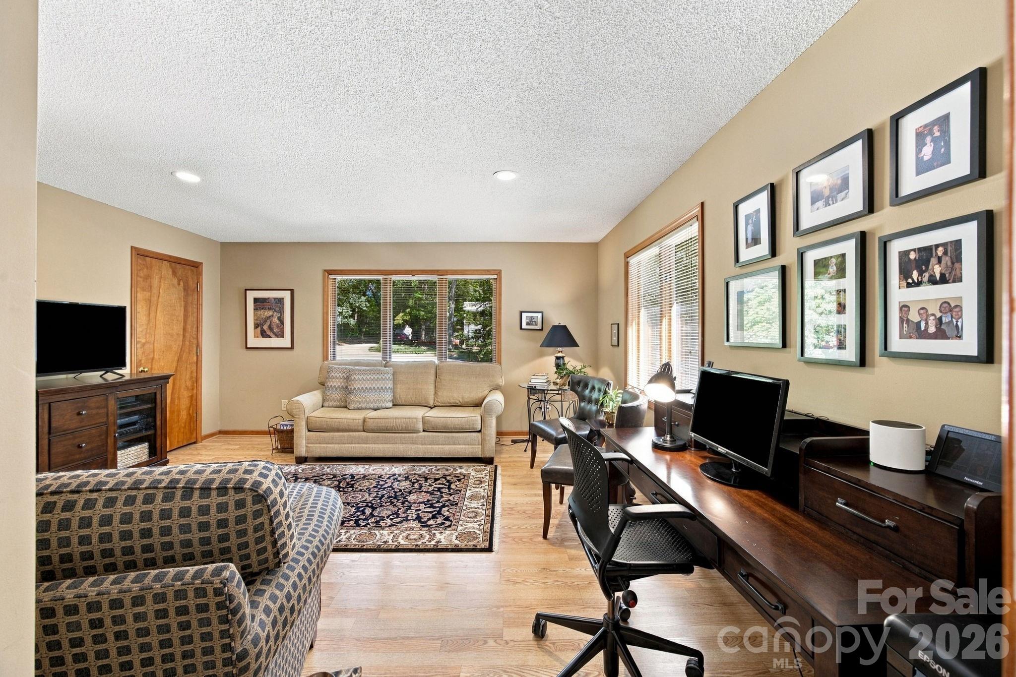 104 Buckingham Place Property Photo 26
