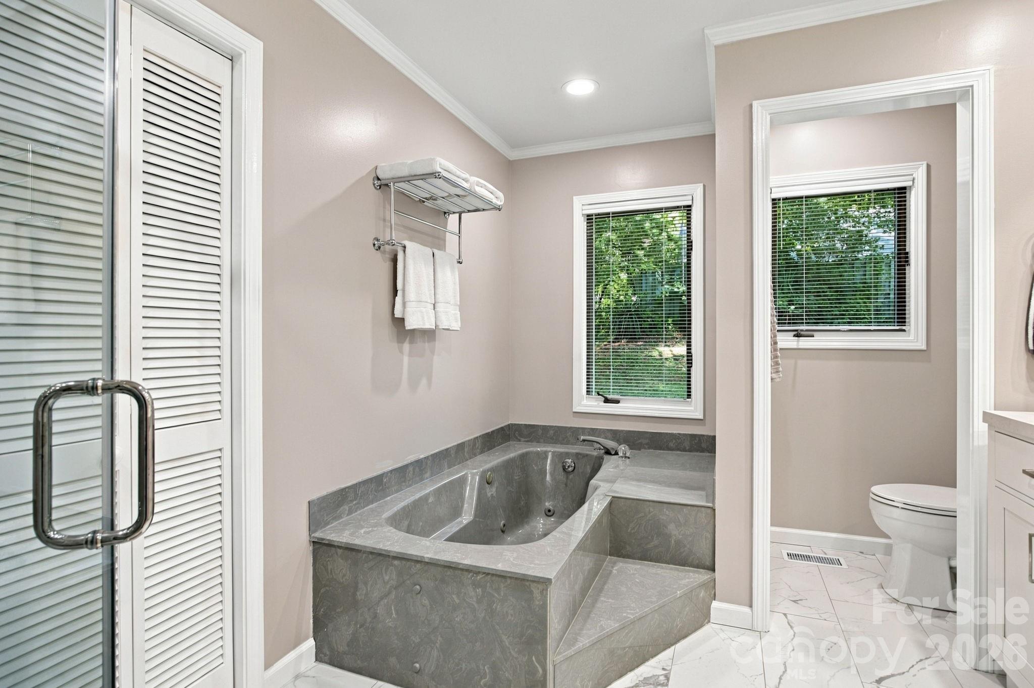 104 Buckingham Place Property Photo 35
