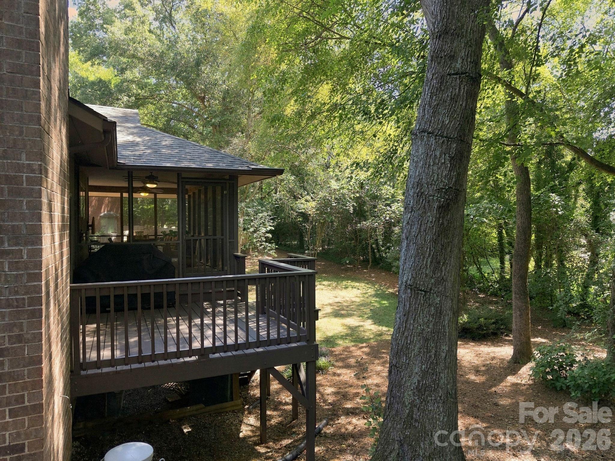 104 Buckingham Place Property Photo 45