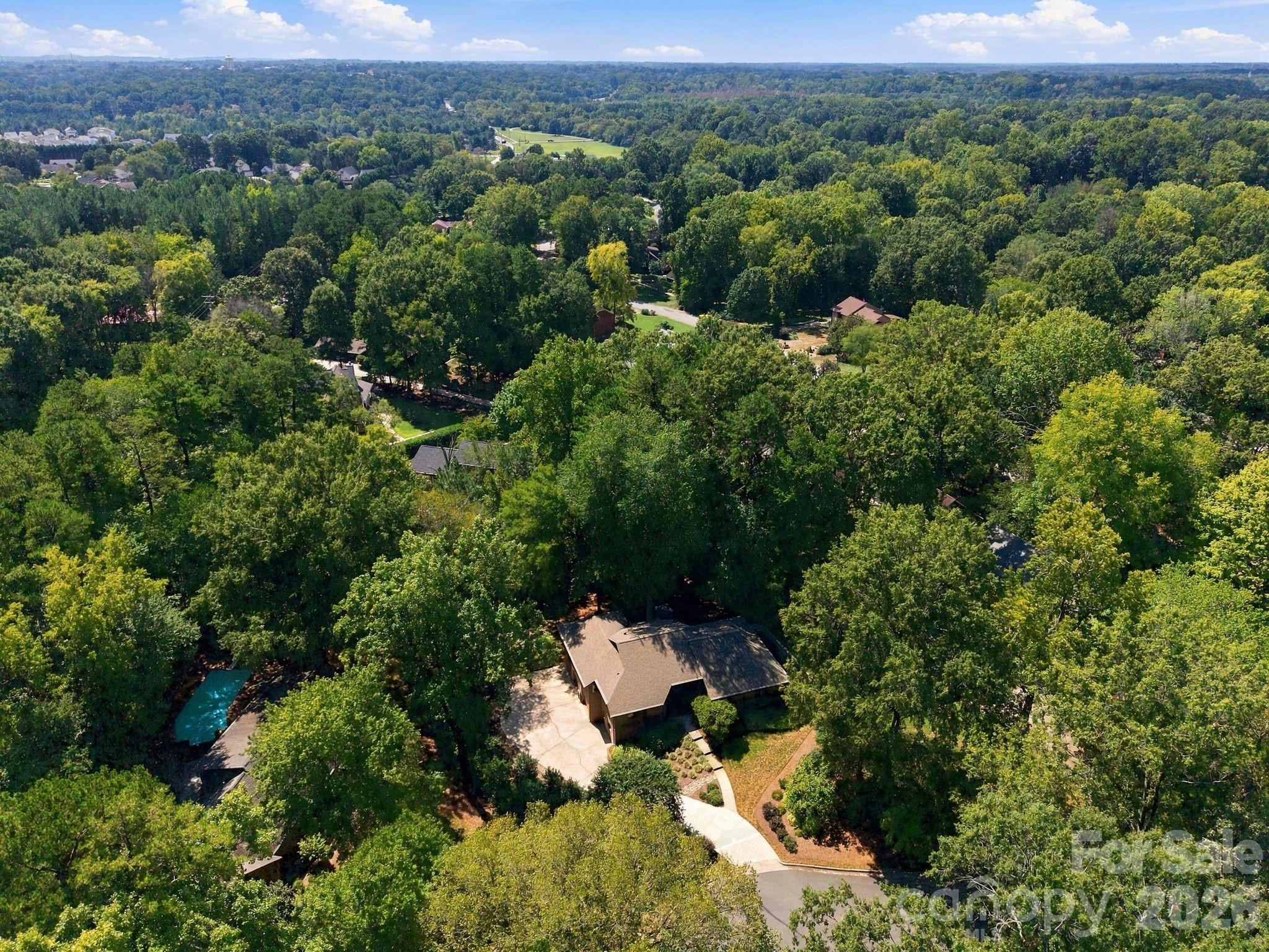 104 Buckingham Place Property Photo 47