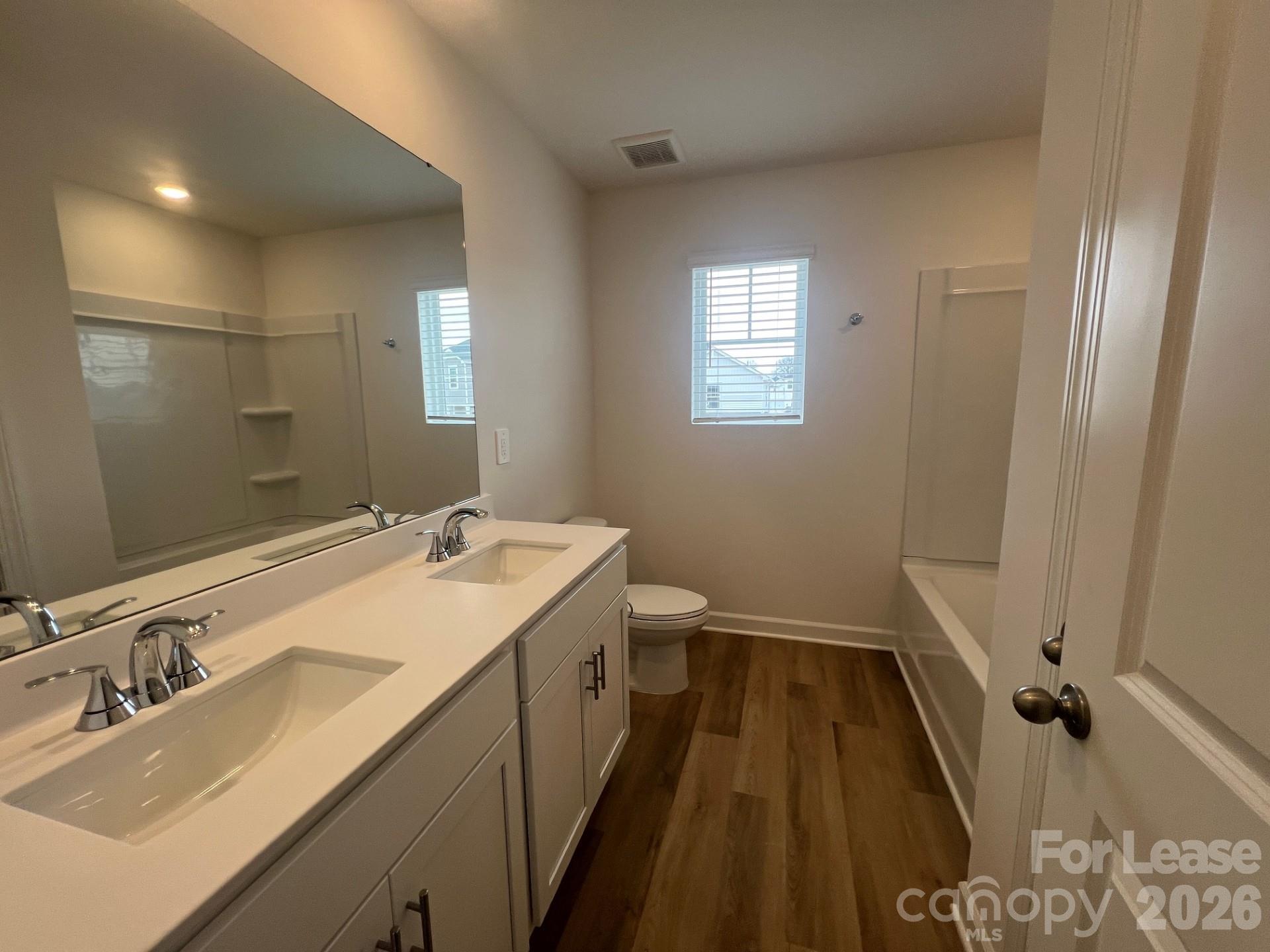 1281 30th Street Lane Property Photo 4