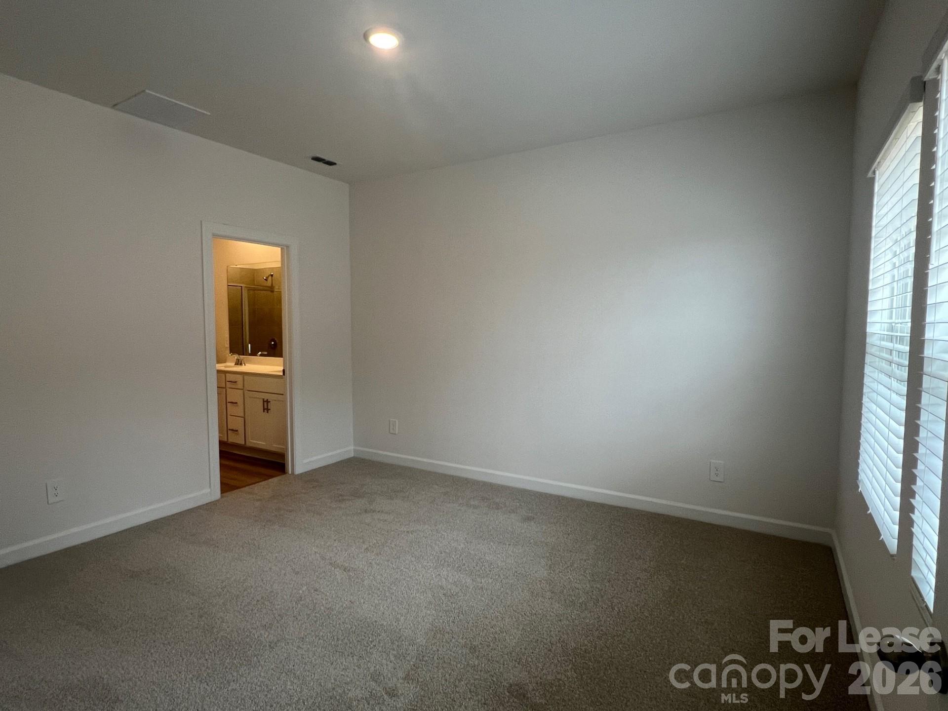 1281 30th Street Lane Property Photo 7