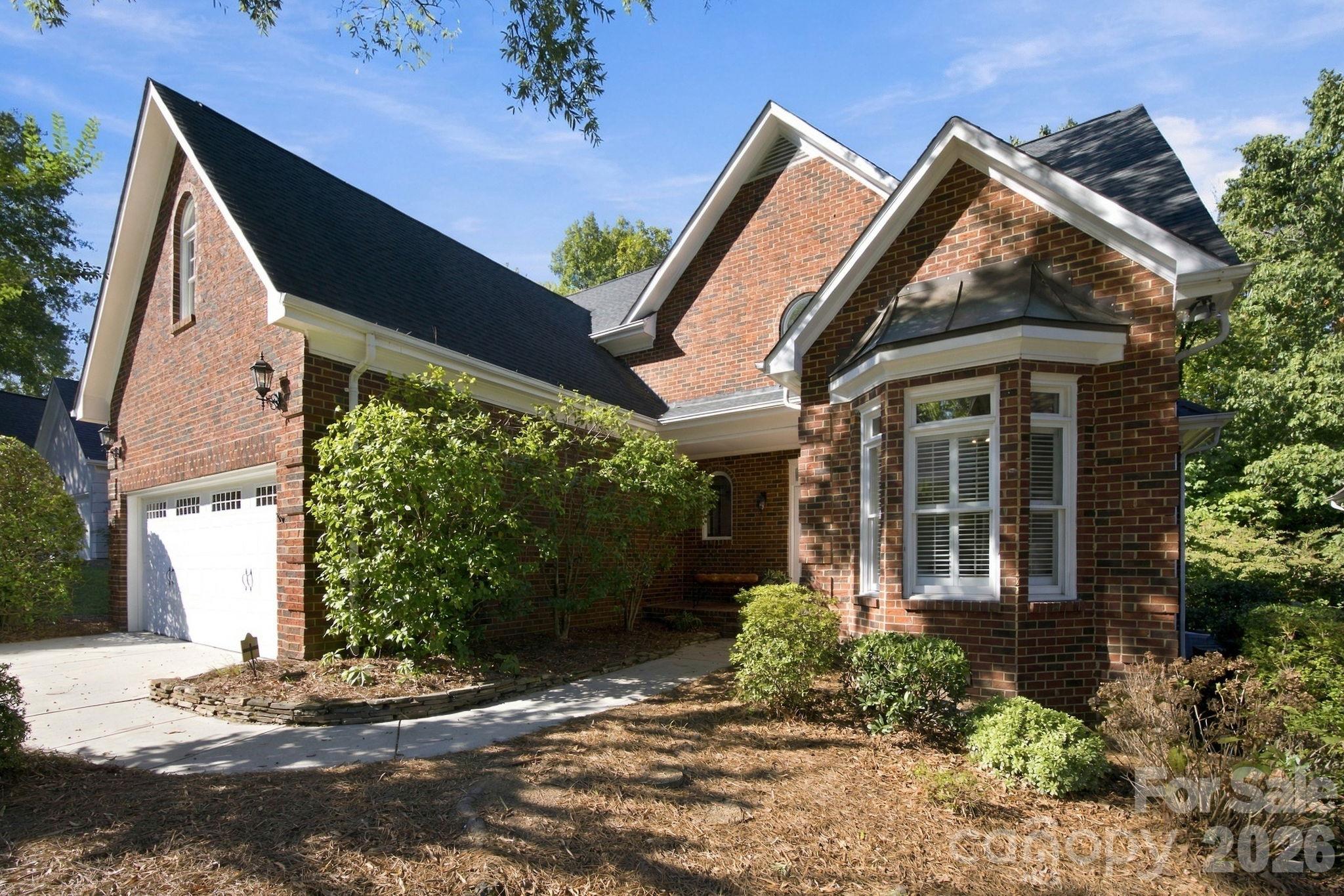 10417 Newberry Park Lane Property Photo 5