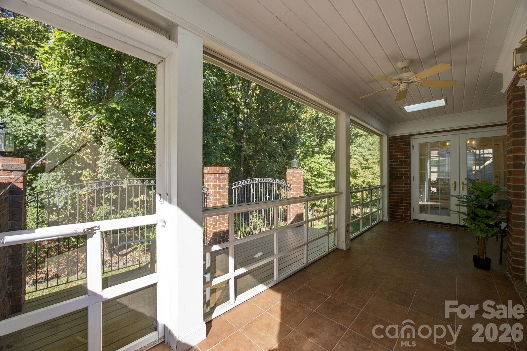 10417 Newberry Park Lane Property Photo 30