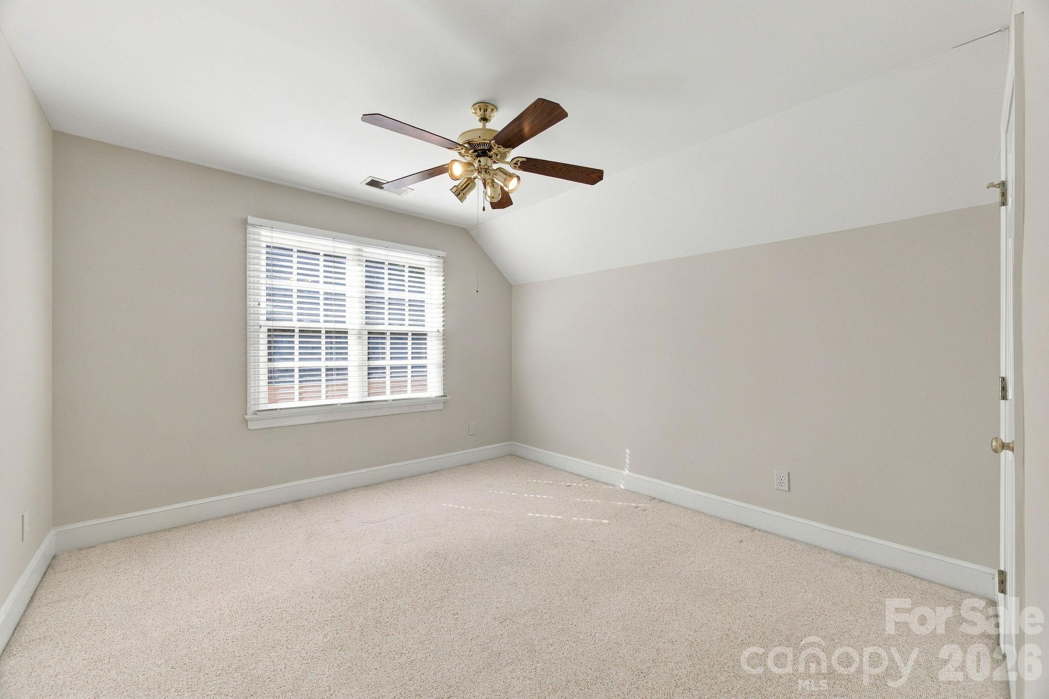 10417 Newberry Park Lane Property Photo 38