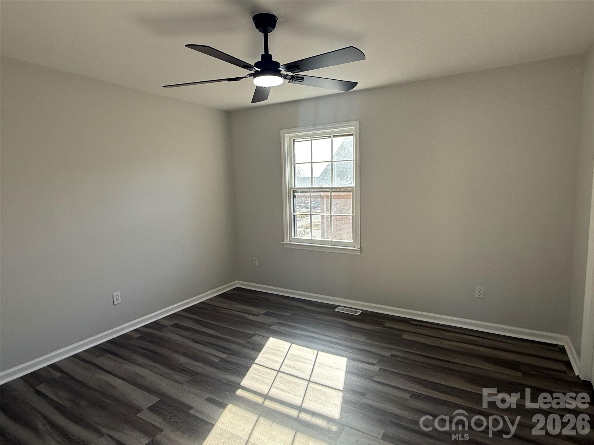 6254 Old Pineville Road B Property Photo 14
