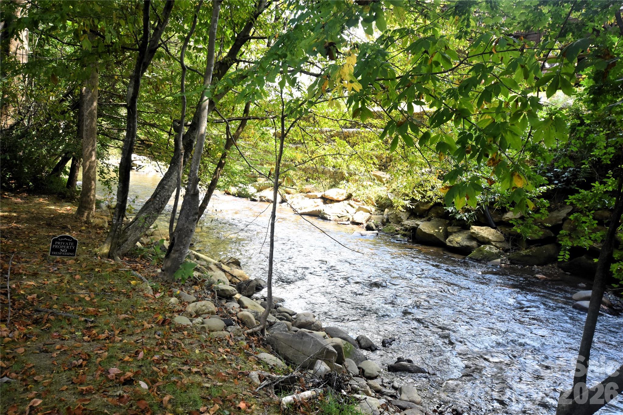 98 Indian Trace Road Property Photo 1