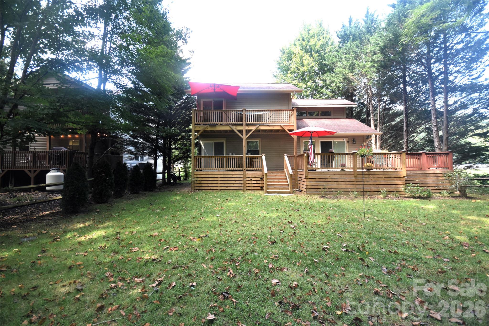 98 Indian Trace Road Property Photo 9